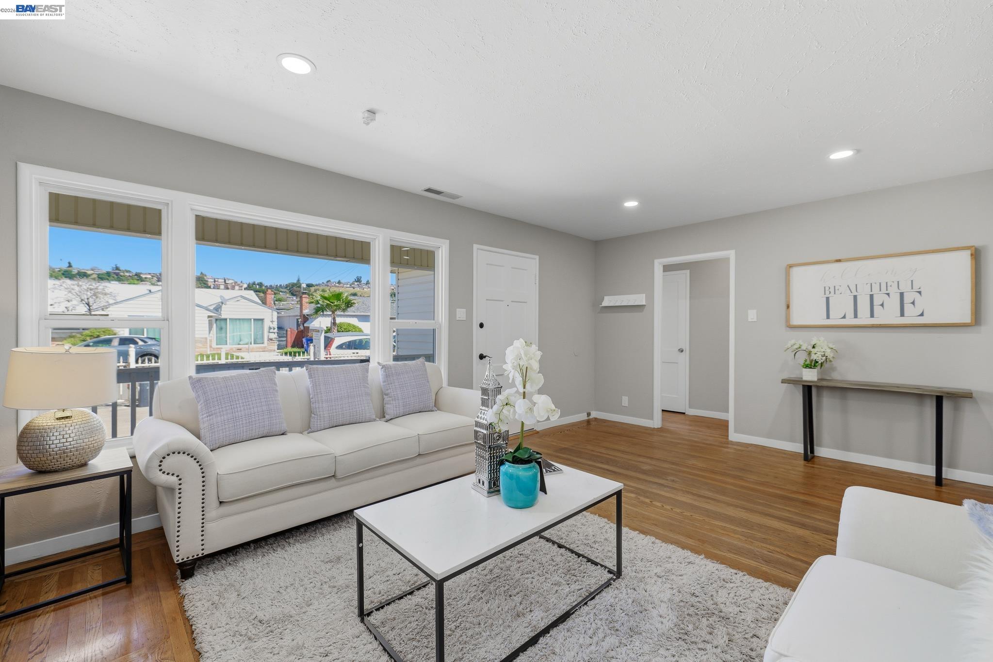16311 Ria Dr