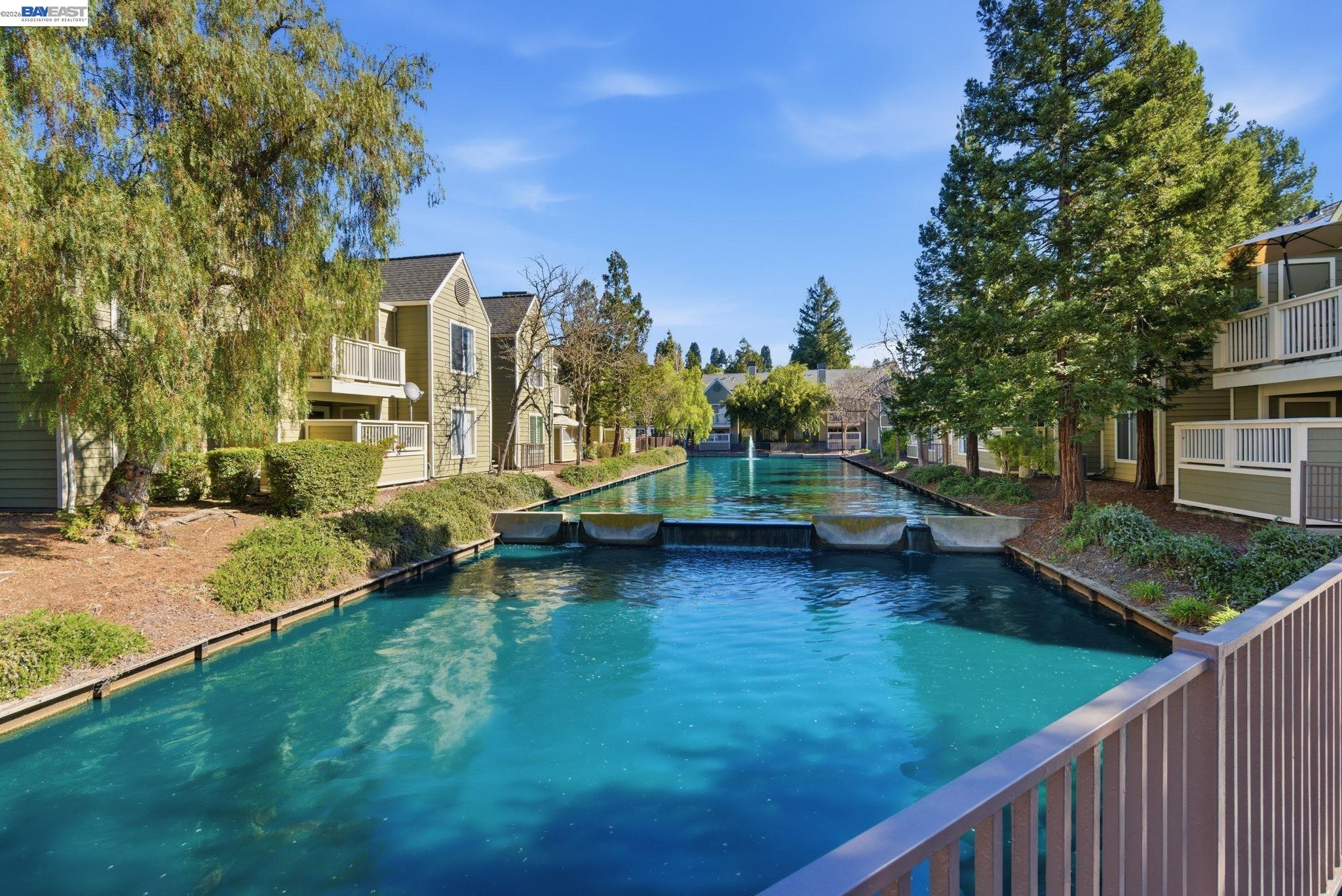 255 Reflections Dr # 22