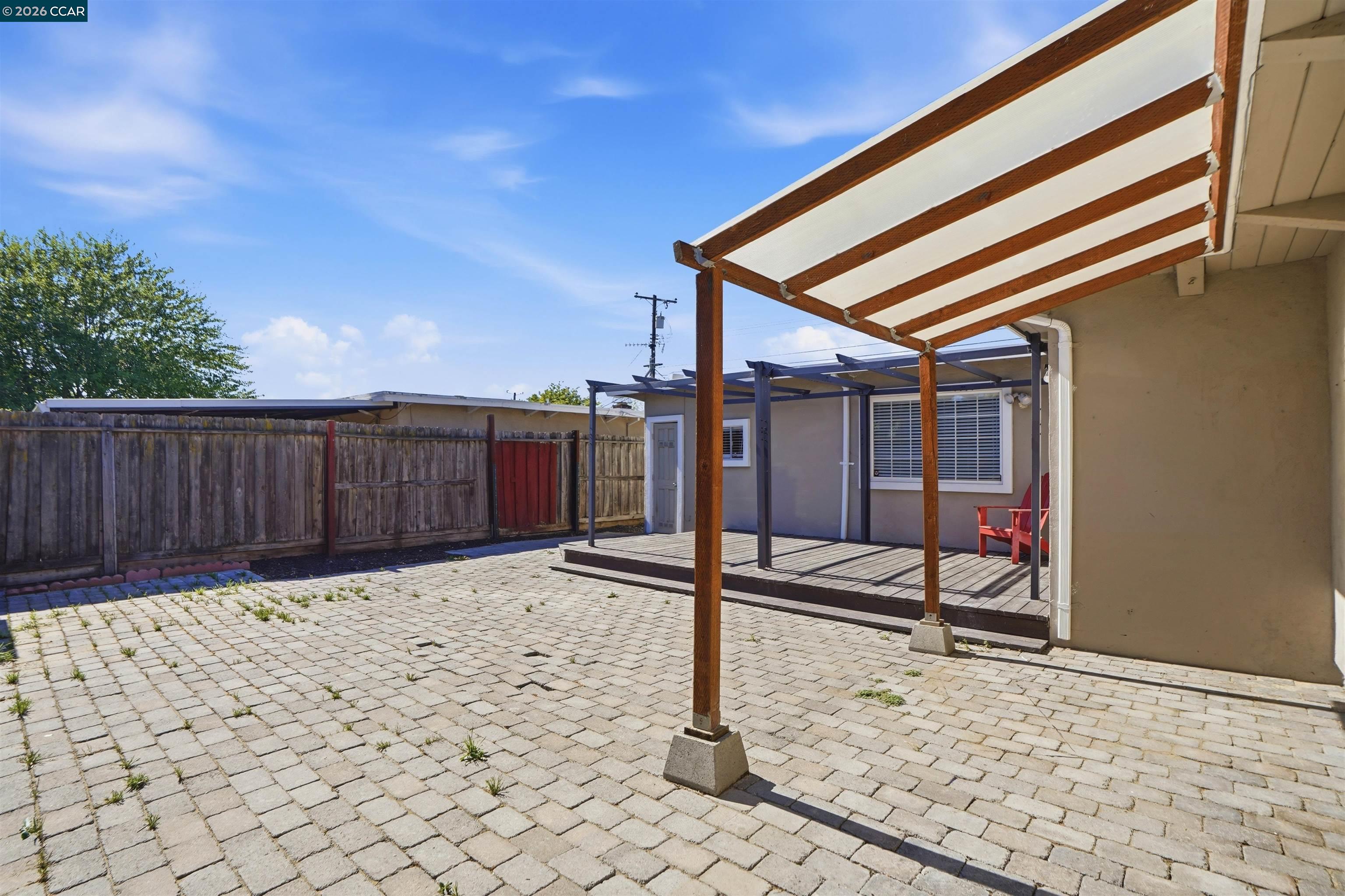 2828 Hilltop