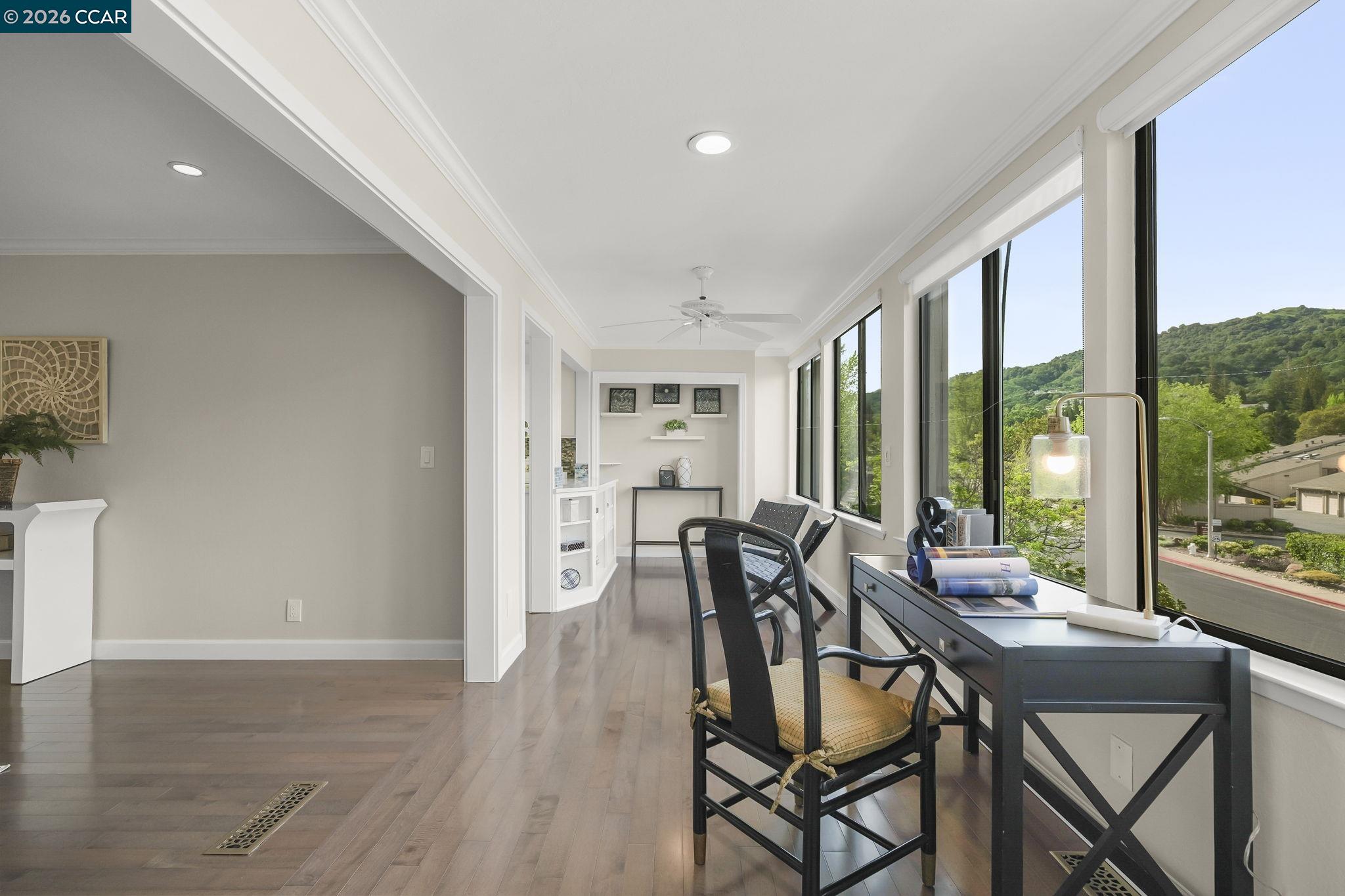 3386 Rossmoor Pkwy # 6