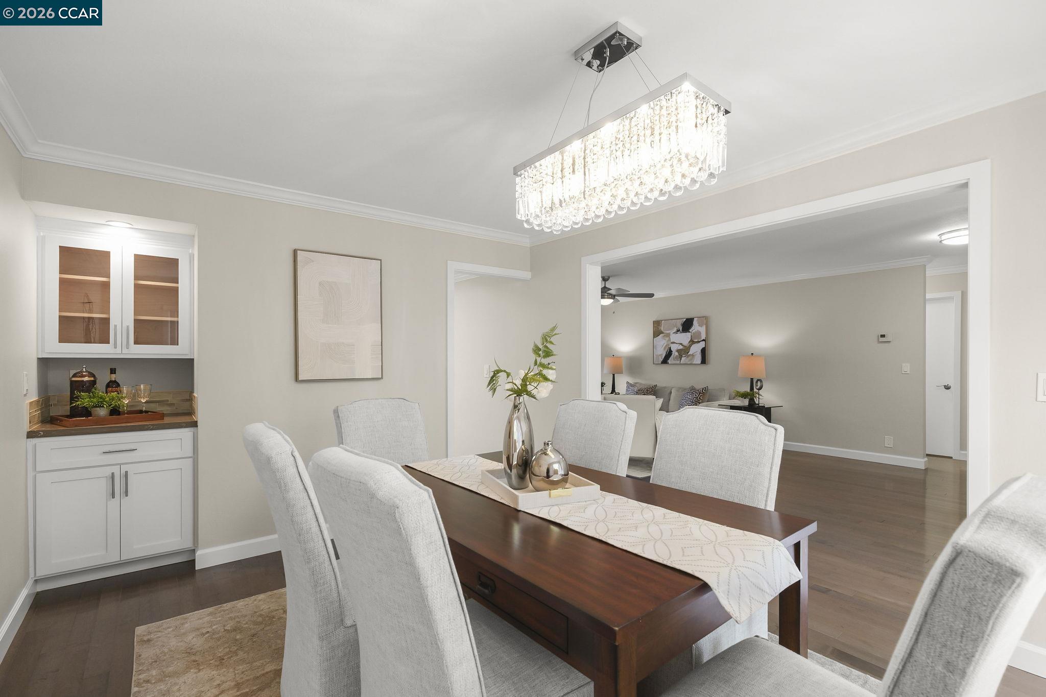 3386 Rossmoor Pkwy # 6