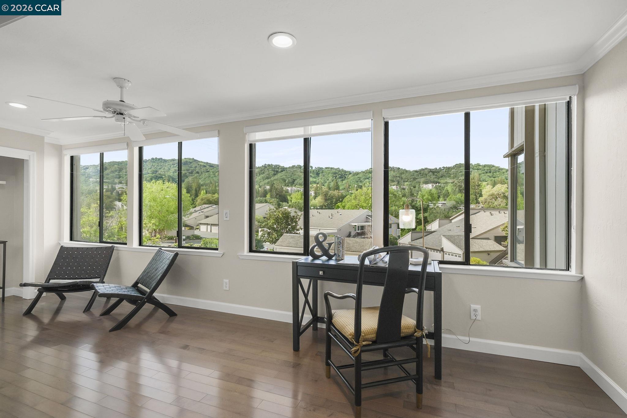 3386 Rossmoor Pkwy # 6