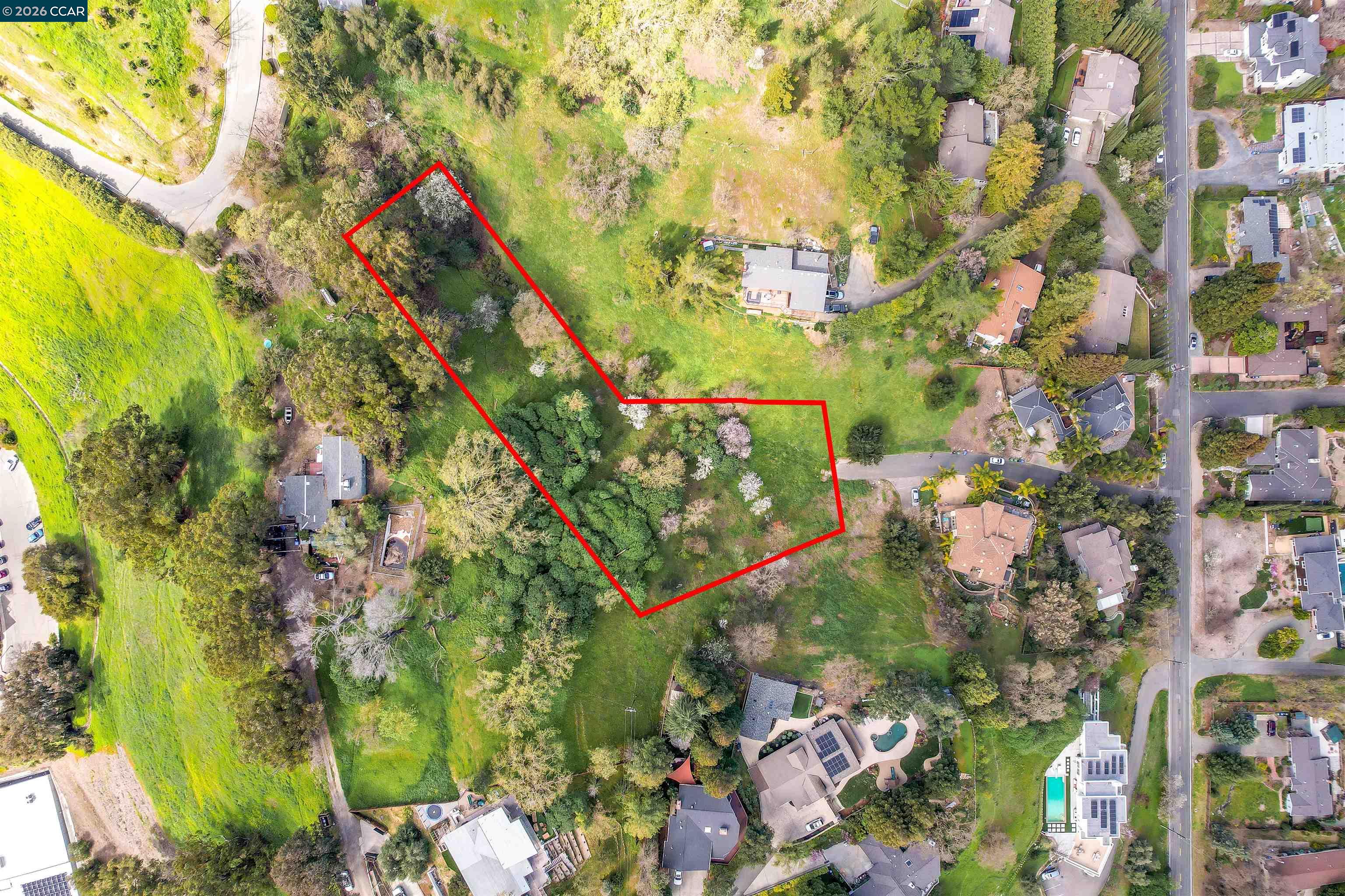 40 Rodrigues Ln