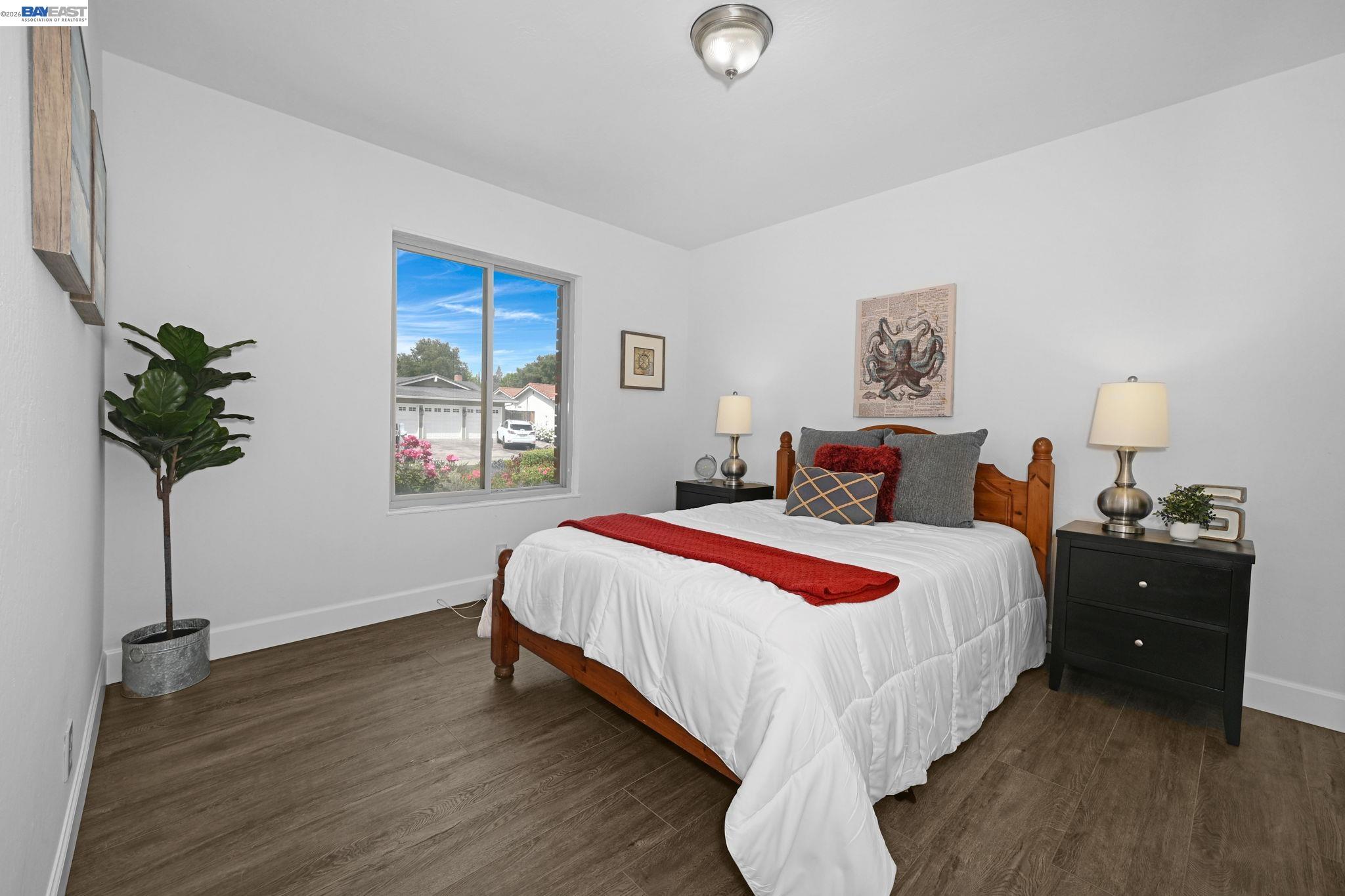 491 Santander Dr