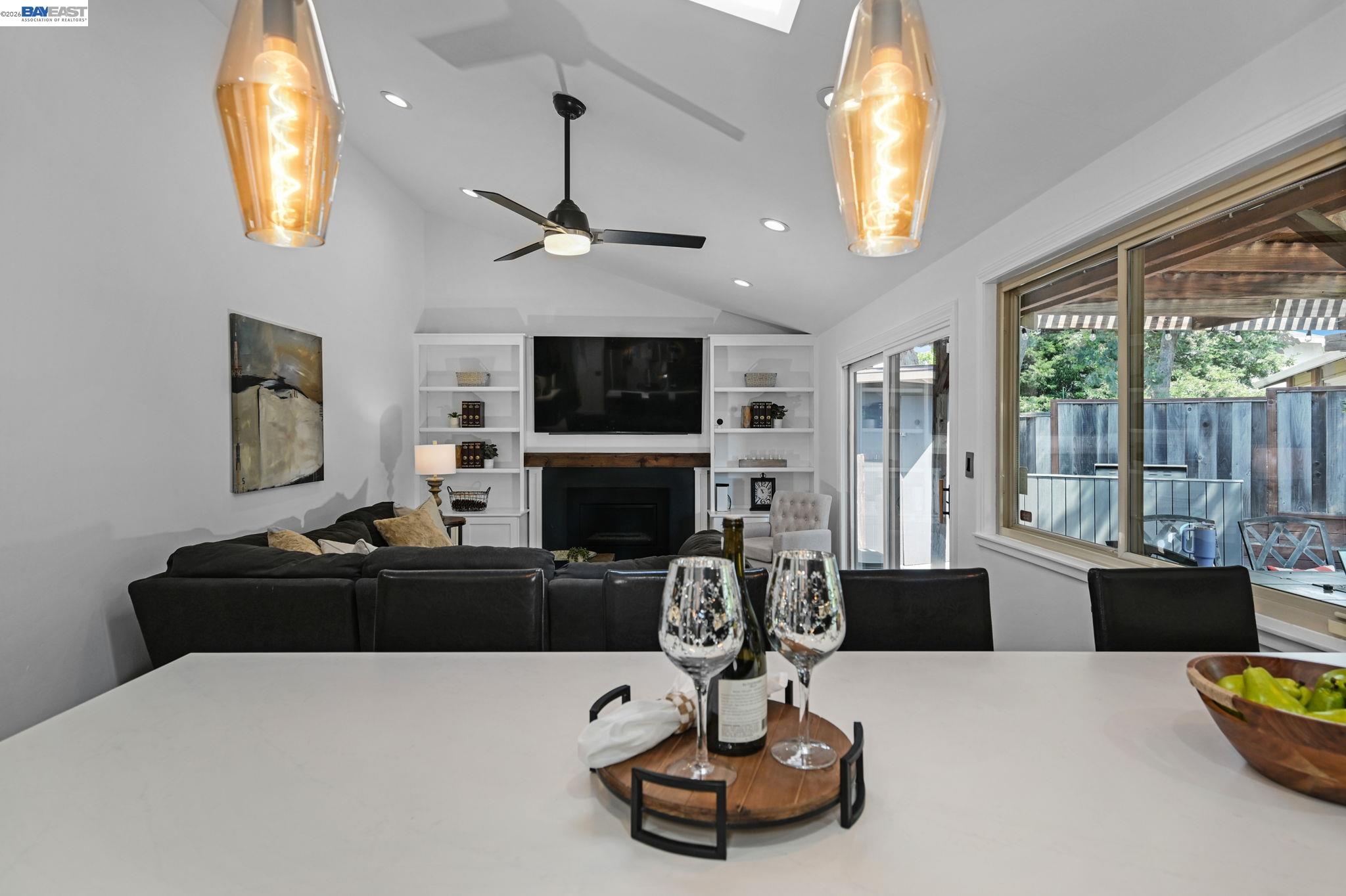 491 Santander Dr