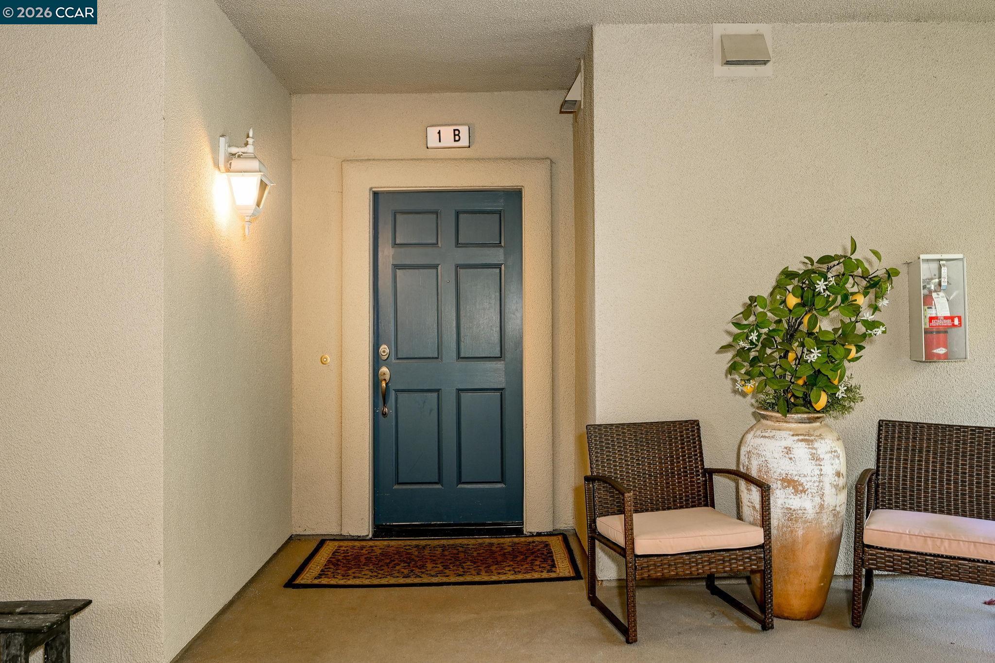 5920 Horsemans Canyon # 1B