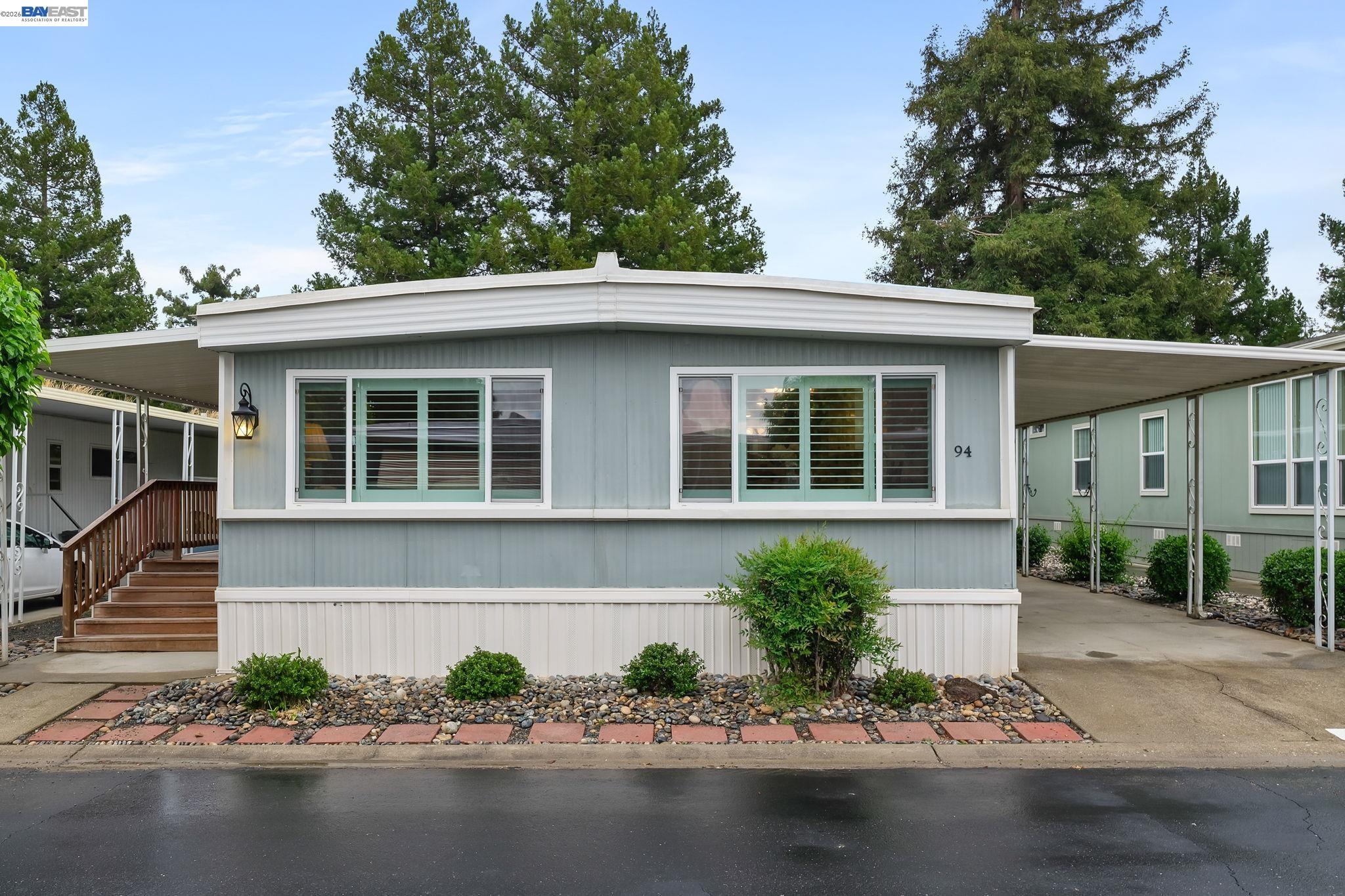 3231 Vineyard Ave., #94 # 94