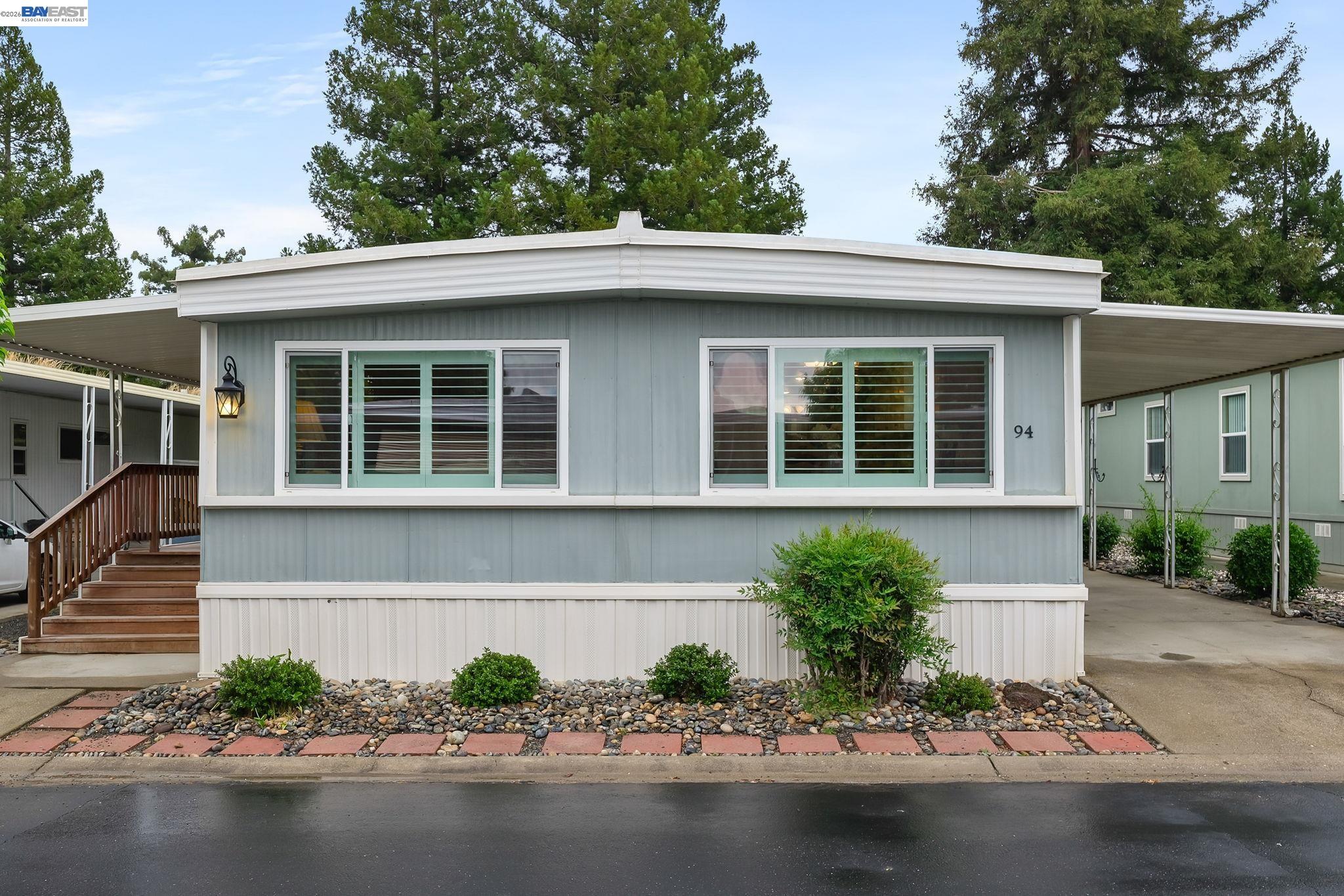 3231 Vineyard Ave., #94 # 94