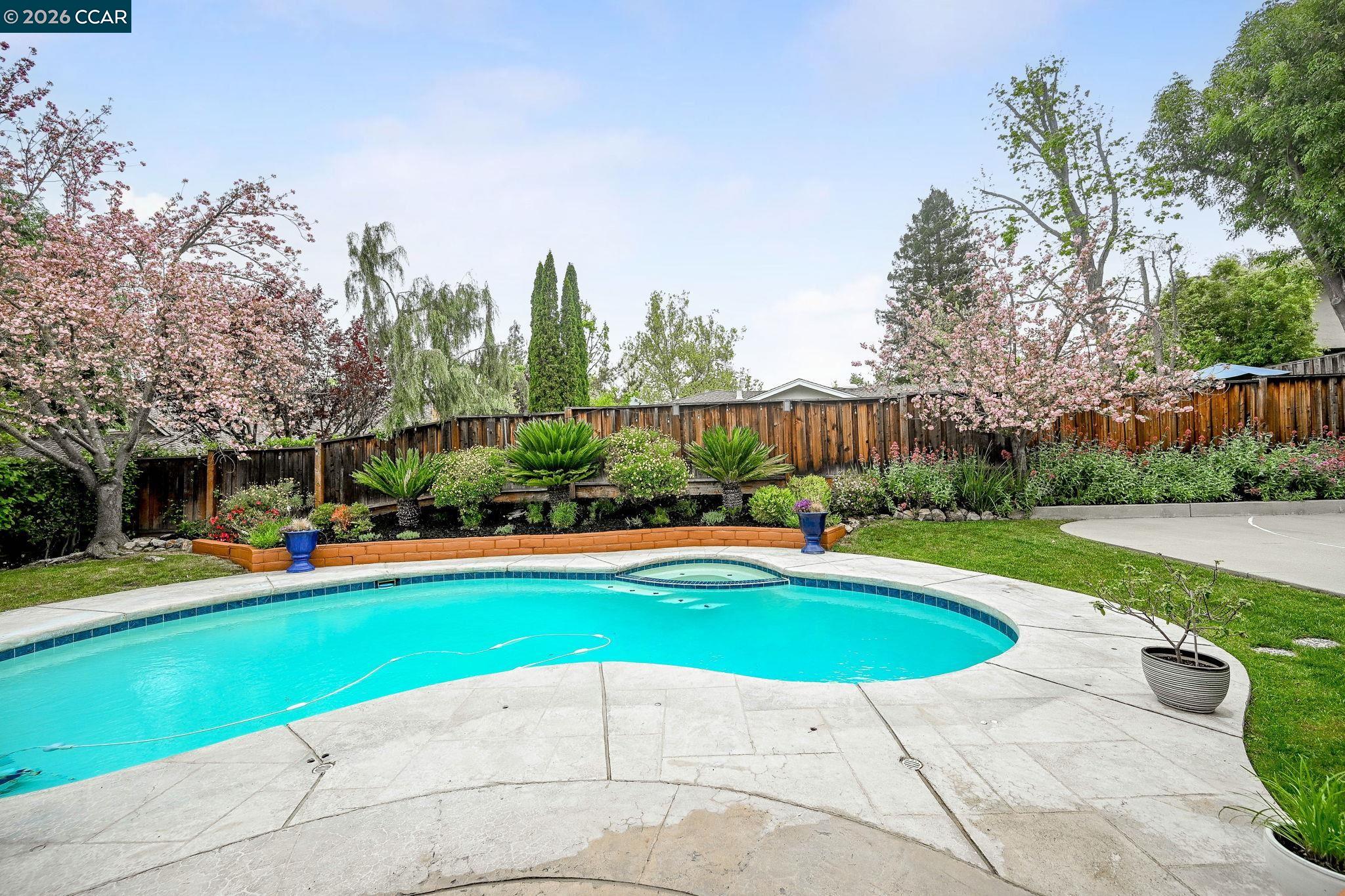 11 Ambleside Ct