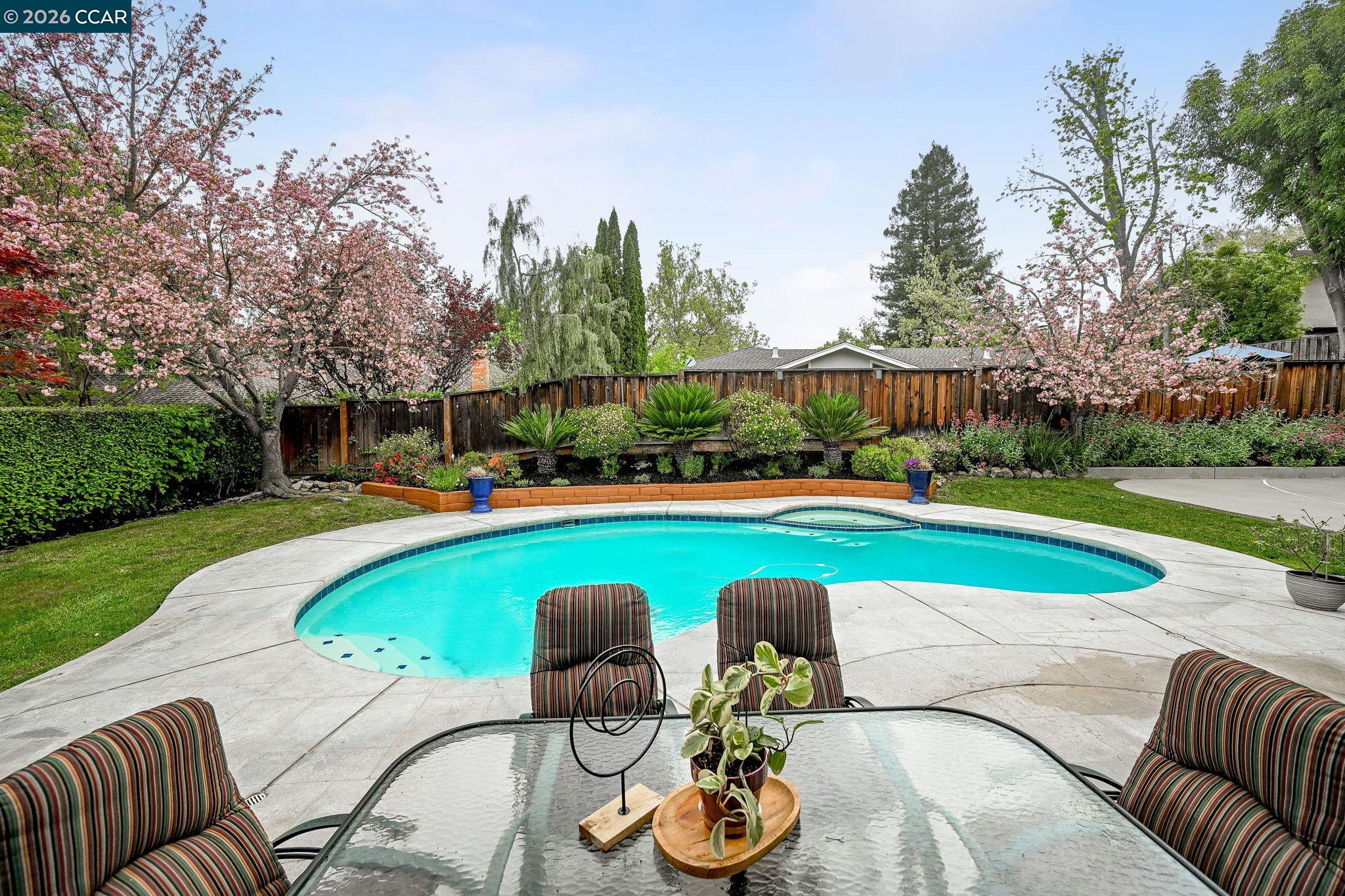 11 Ambleside Ct