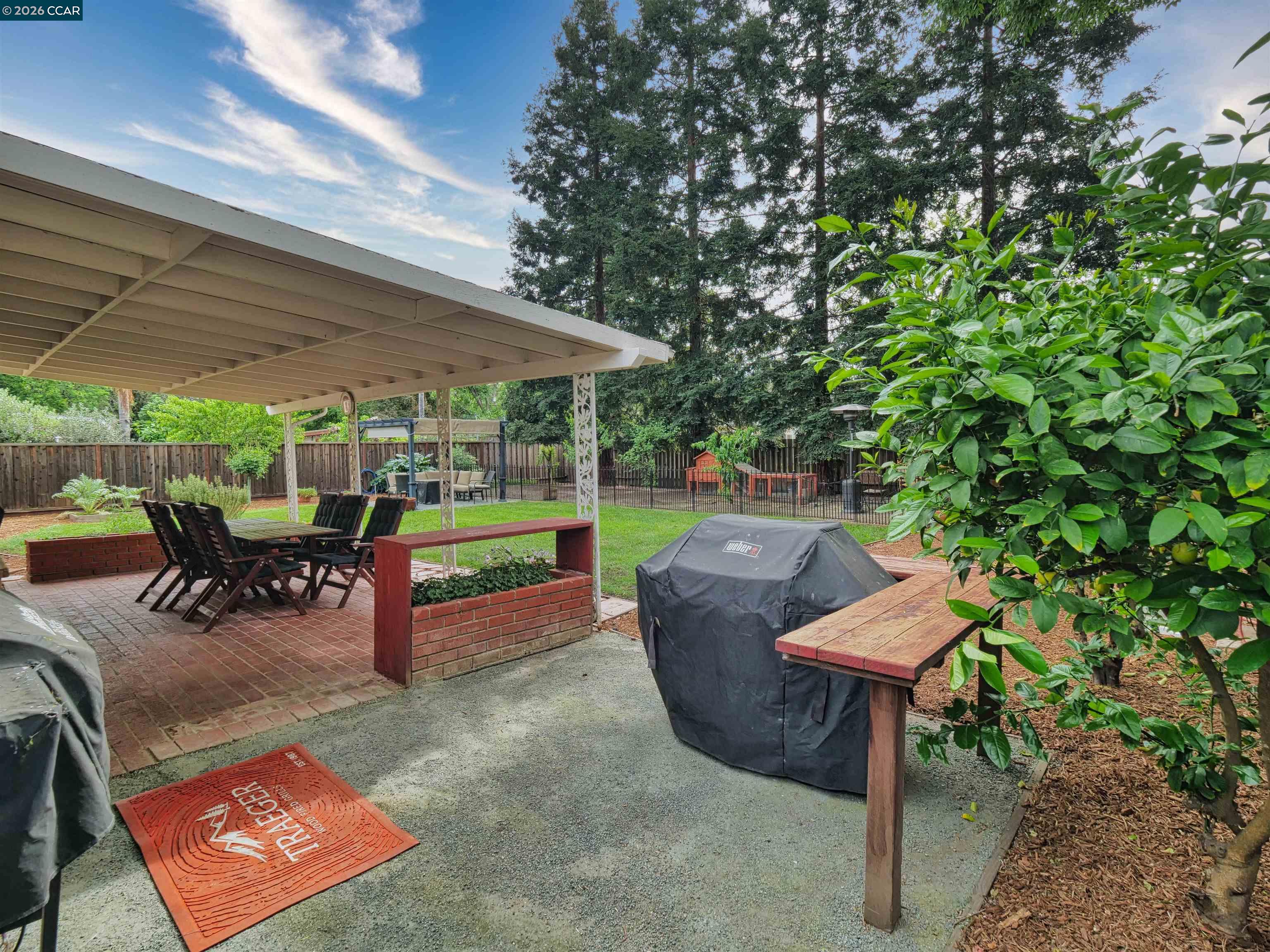 1260 Apple Drive