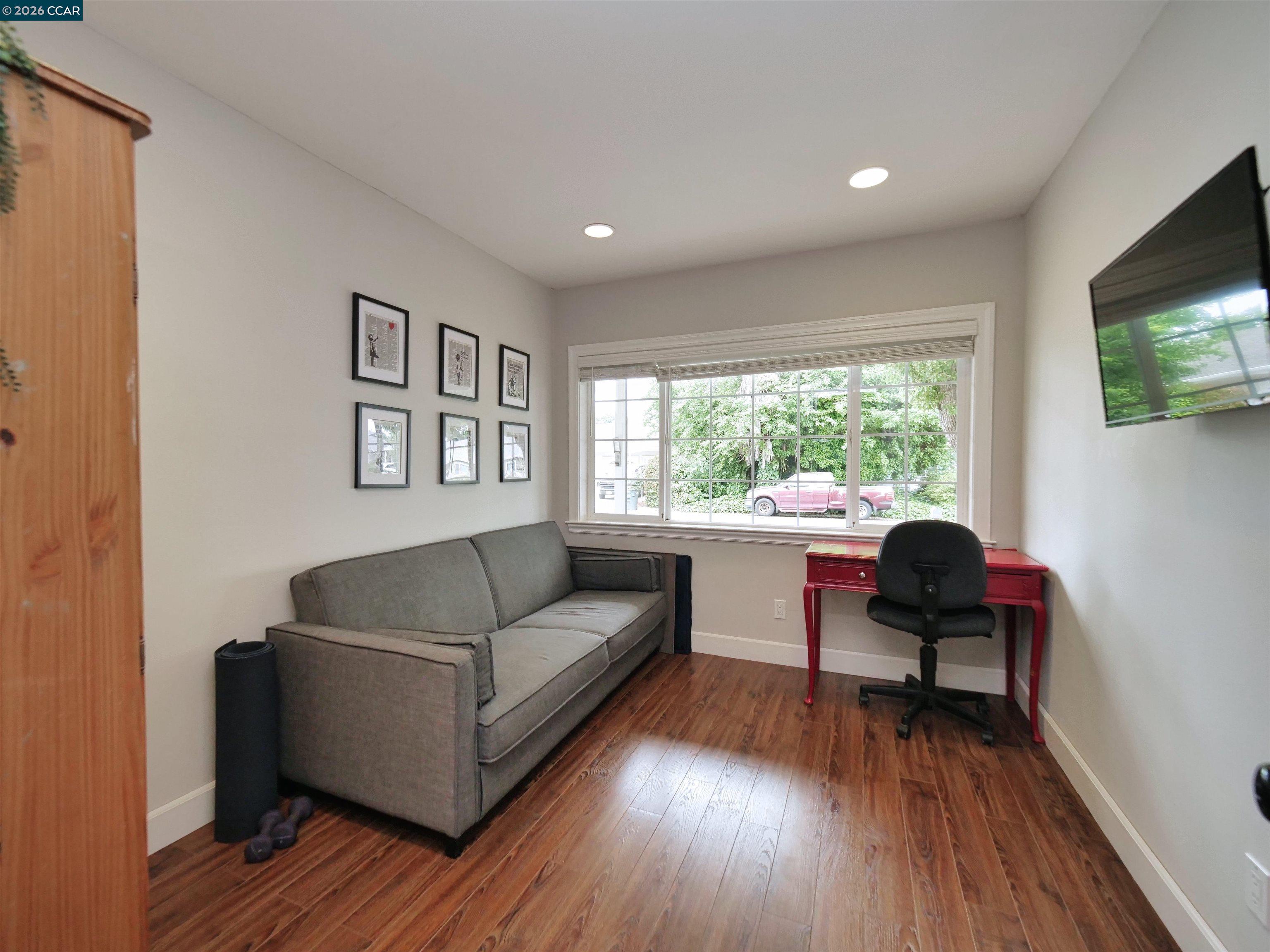 1260 Apple Drive