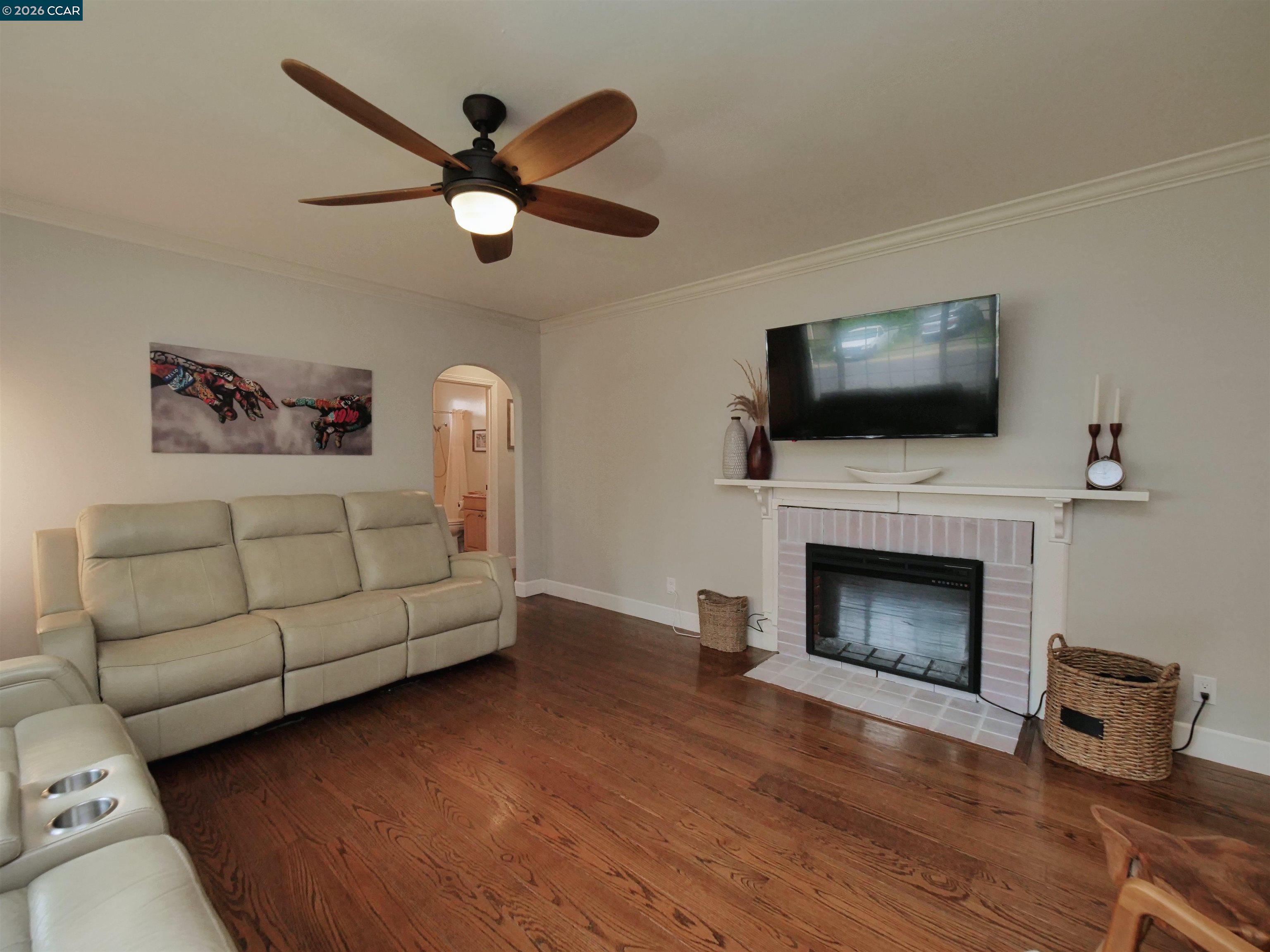1260 Apple Drive