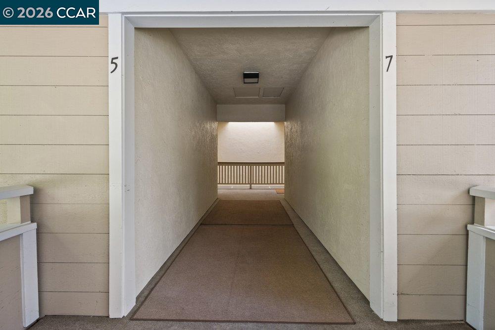 3341 Tice Creek Dr # 5