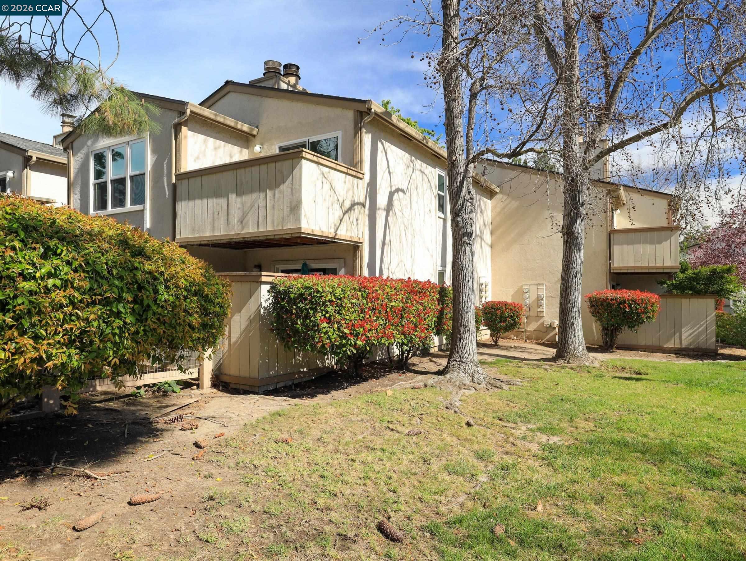 375 Camelback Rd # 23