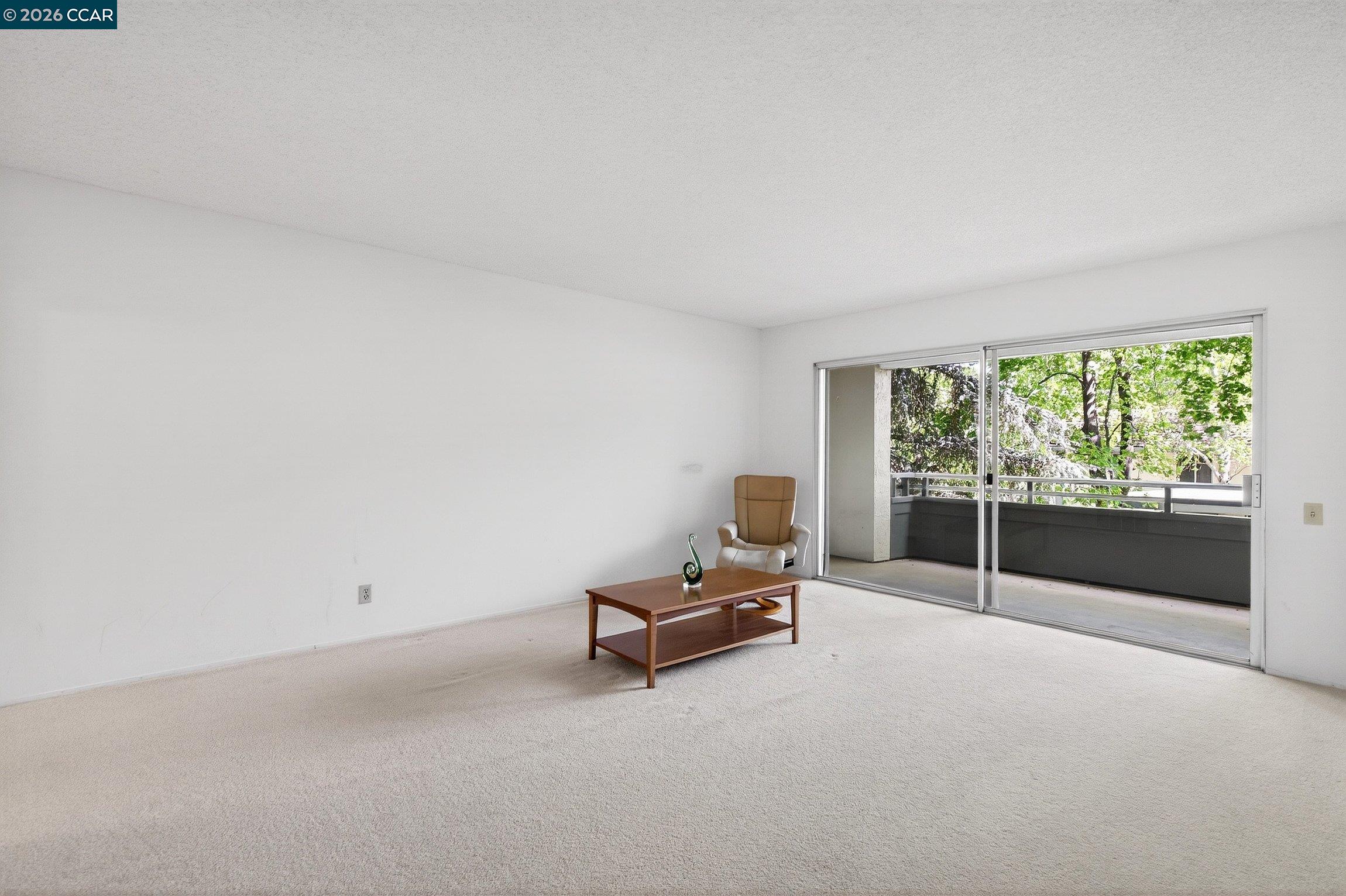 1621 Ptarmigan Dr. # 2A