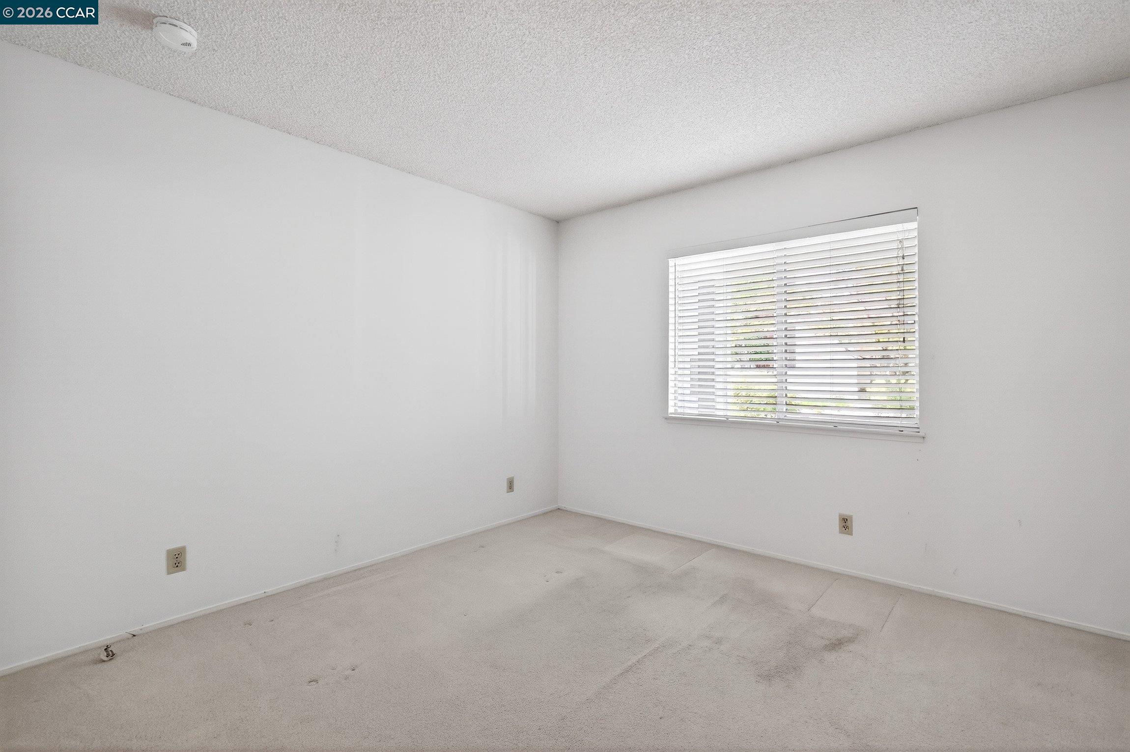1621 Ptarmigan Dr. # 2A