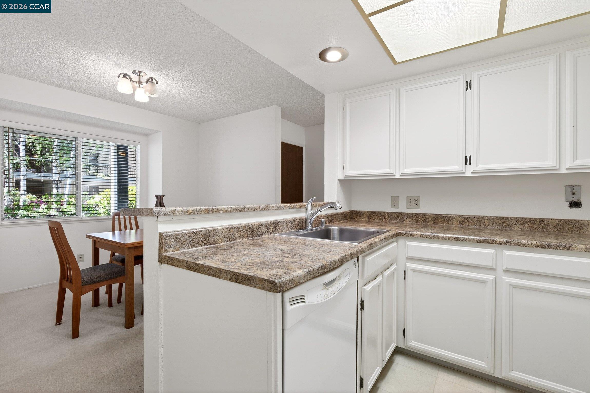 1621 Ptarmigan Dr. # 2A