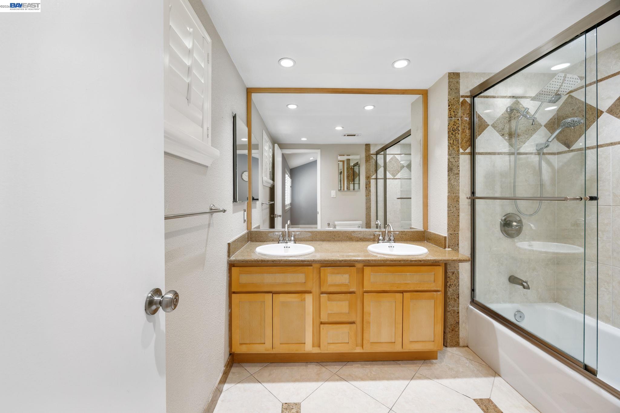 34 Chimney Rock