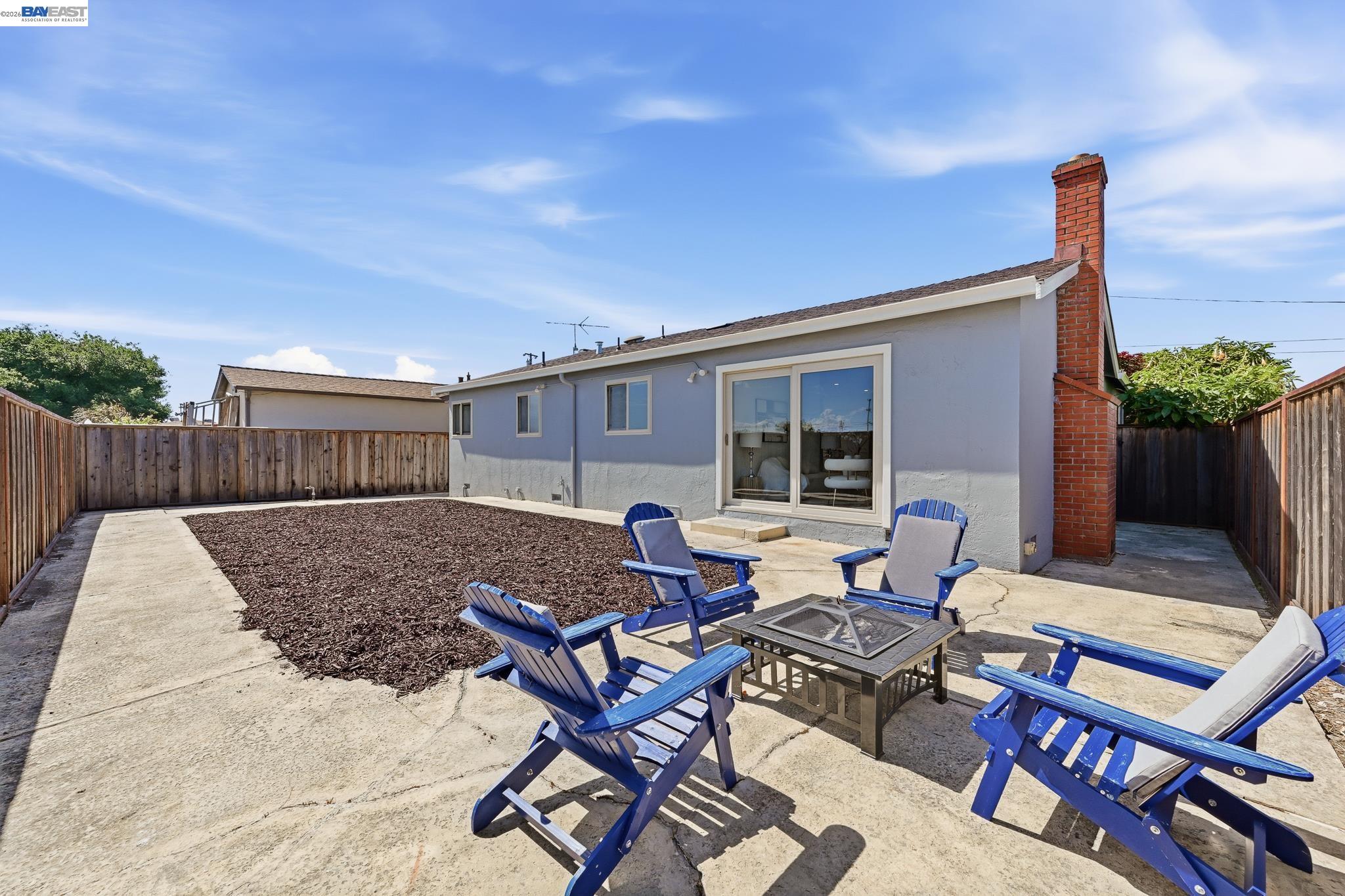 1326 Vining Dr