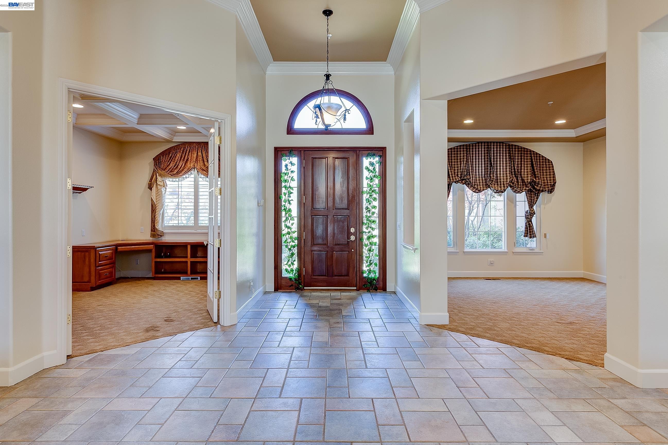 2779 E RUBY HILL DR