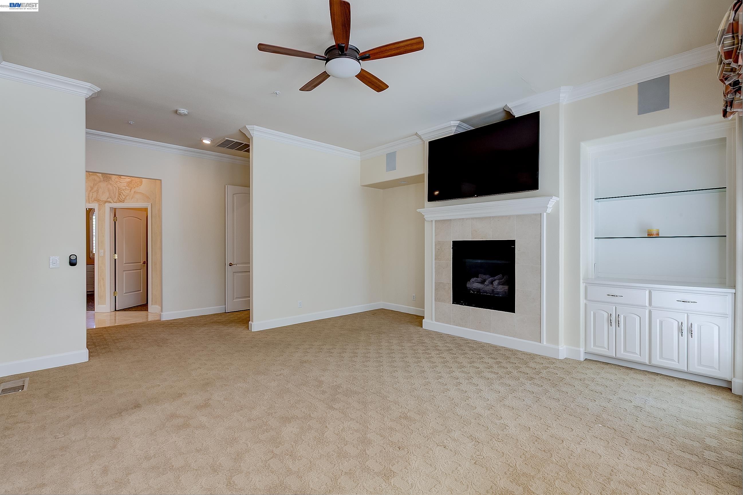 2779 E RUBY HILL DR
