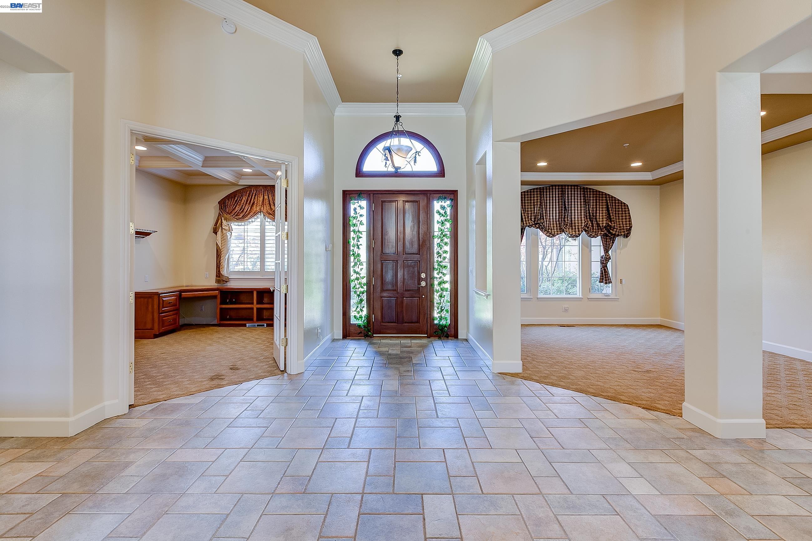 2779 E RUBY HILL DR