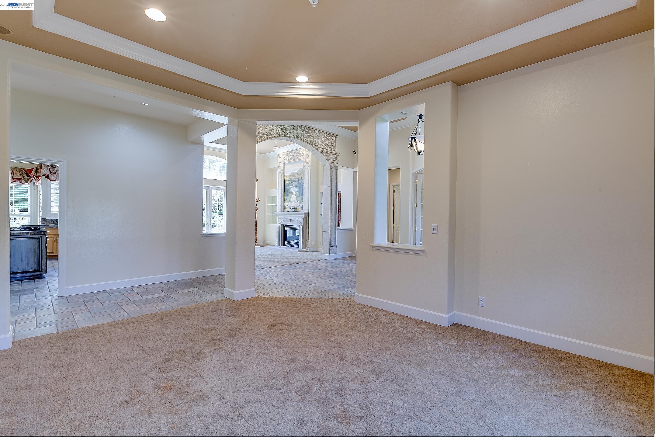 2779 E RUBY HILL DR