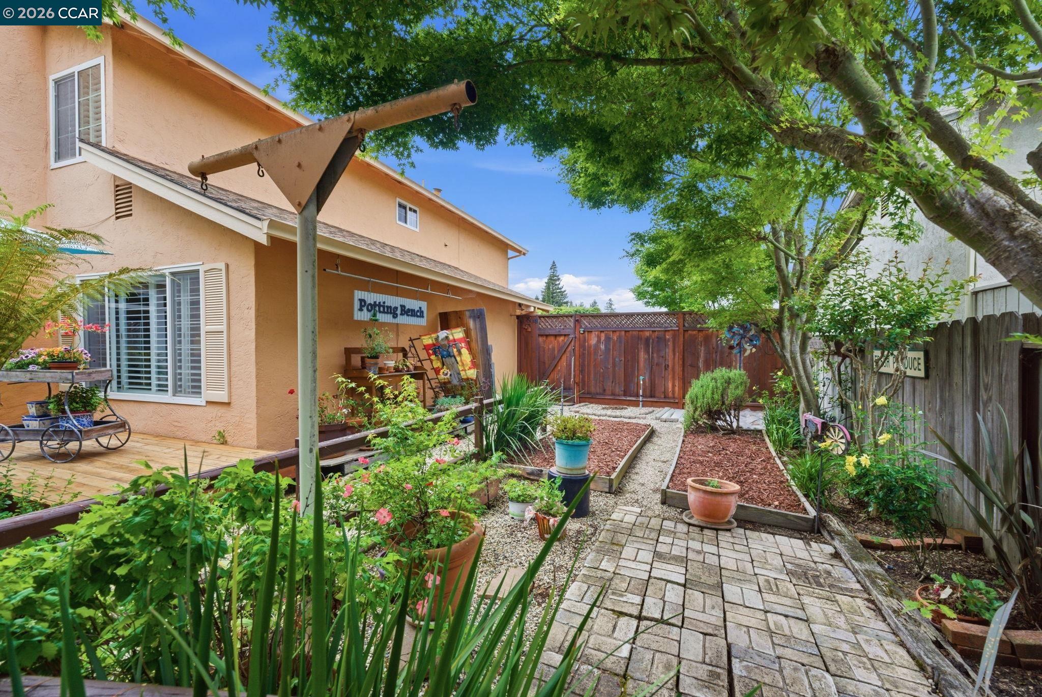 2675 Durango Ln