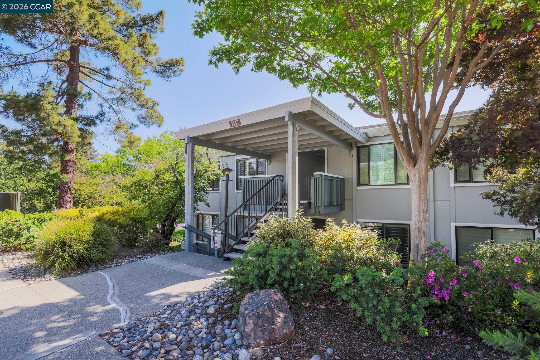 1117 Golden Rain Rd # 1