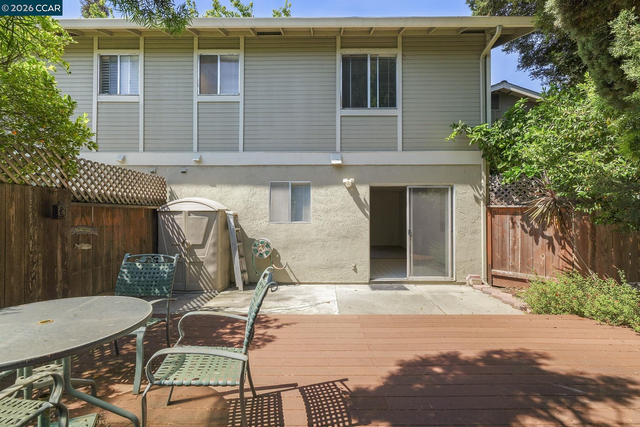 232 Loma Verde Dr