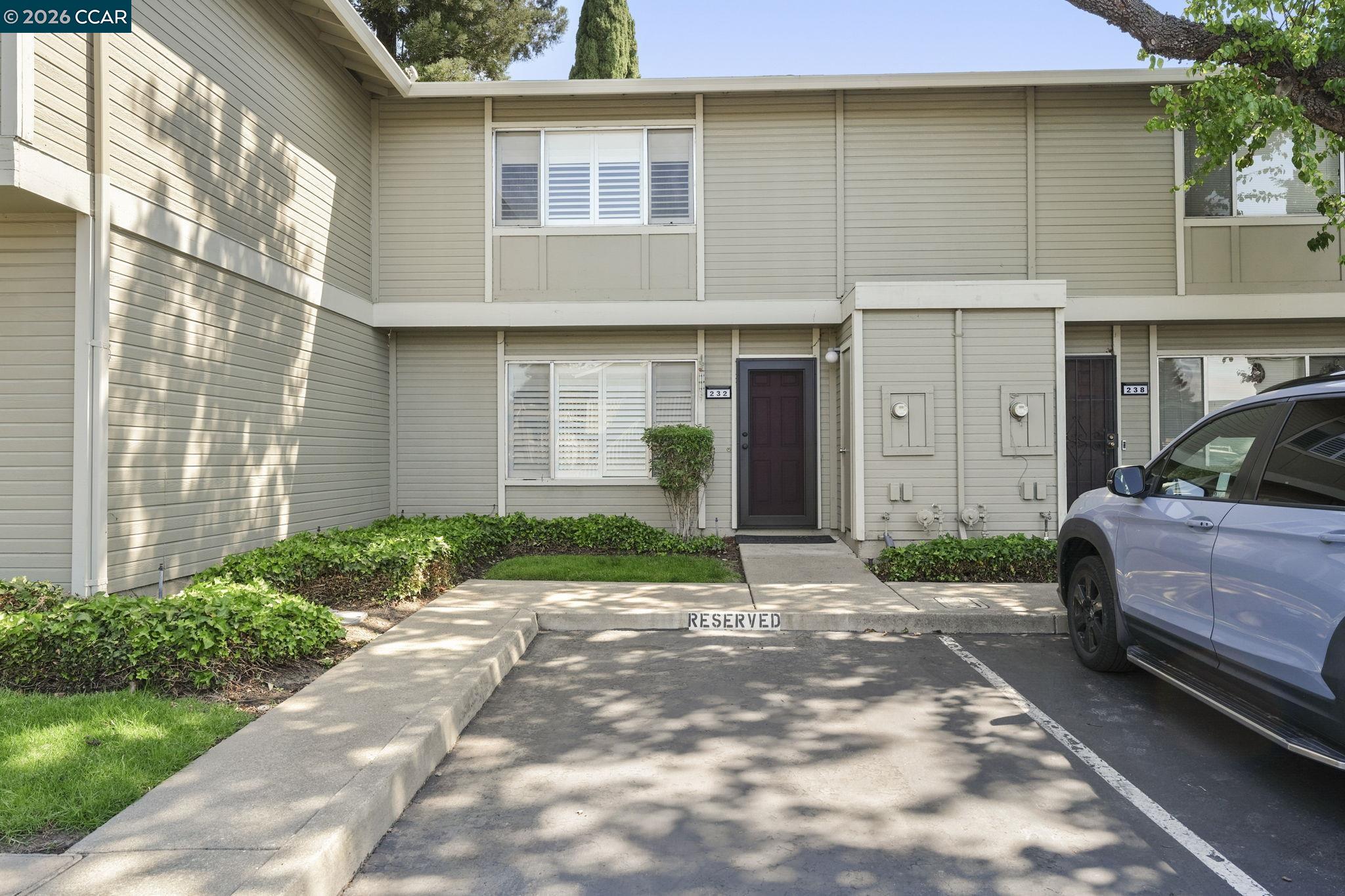 232 Loma Verde Dr