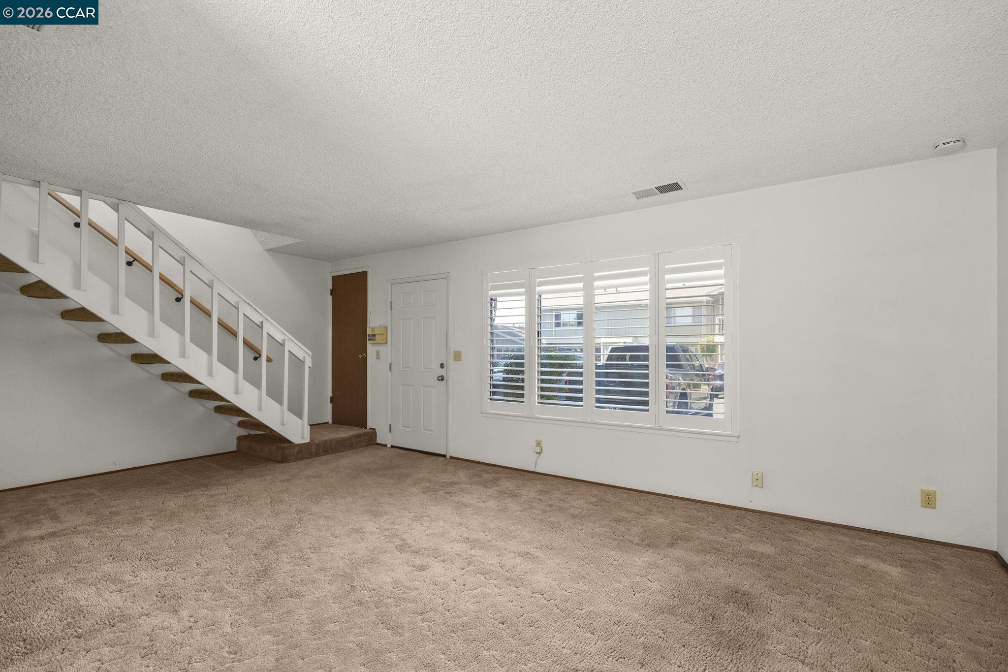 232 Loma Verde Dr