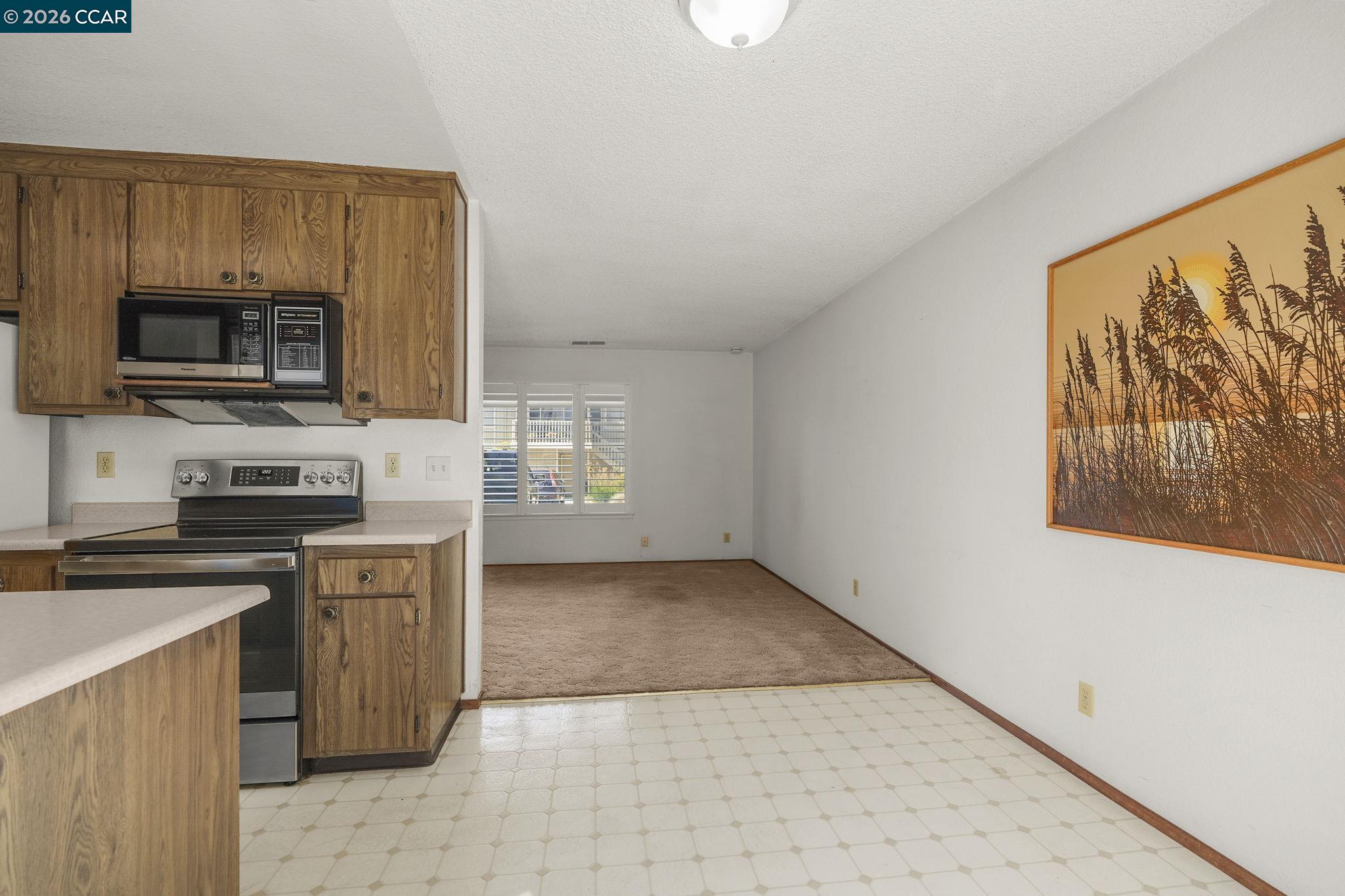 232 Loma Verde Dr