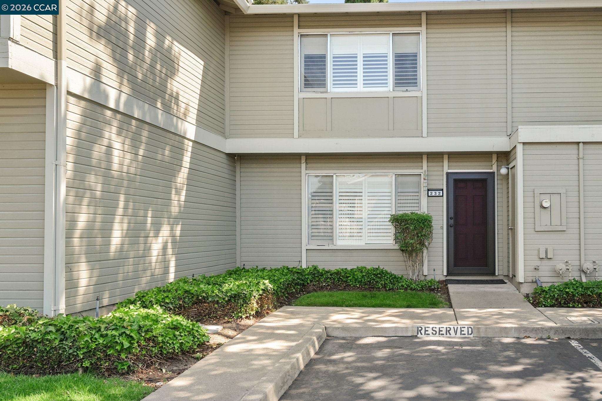 232 Loma Verde Dr