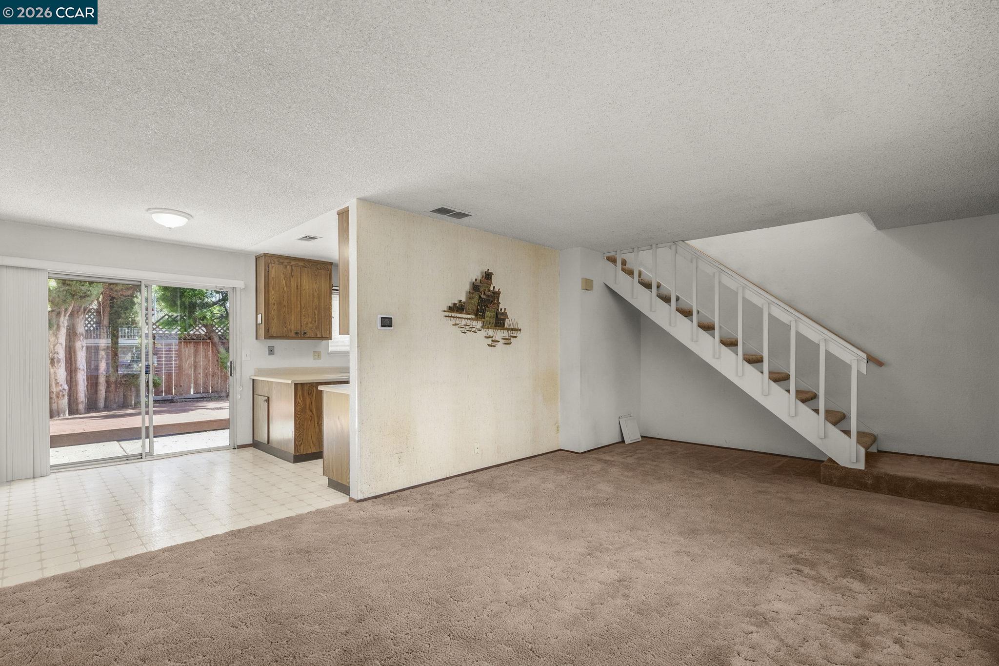 232 Loma Verde Dr