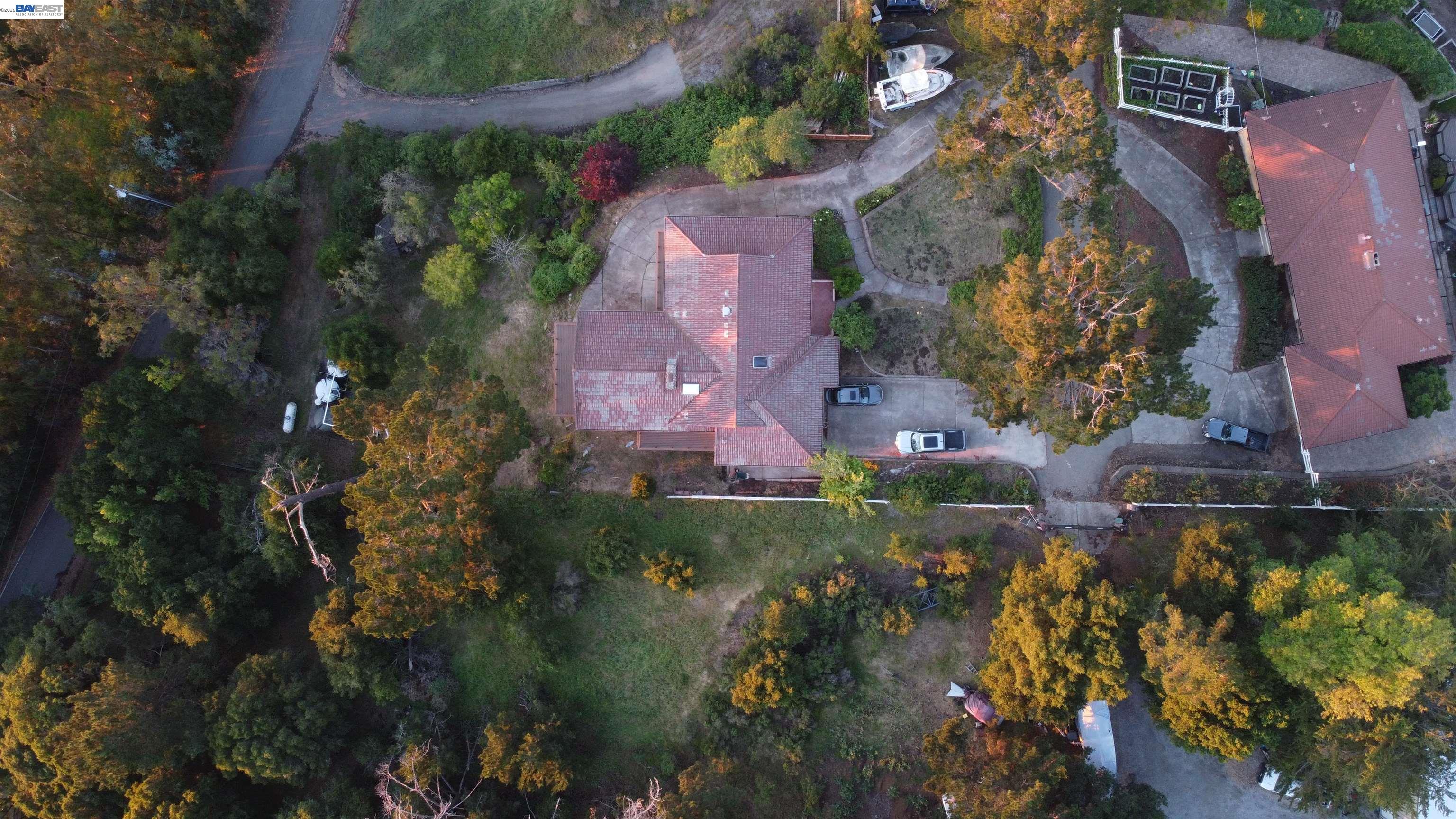 6727 Sunnyslope Ave