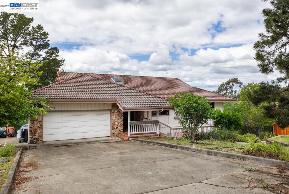 6727 Sunnyslope Ave