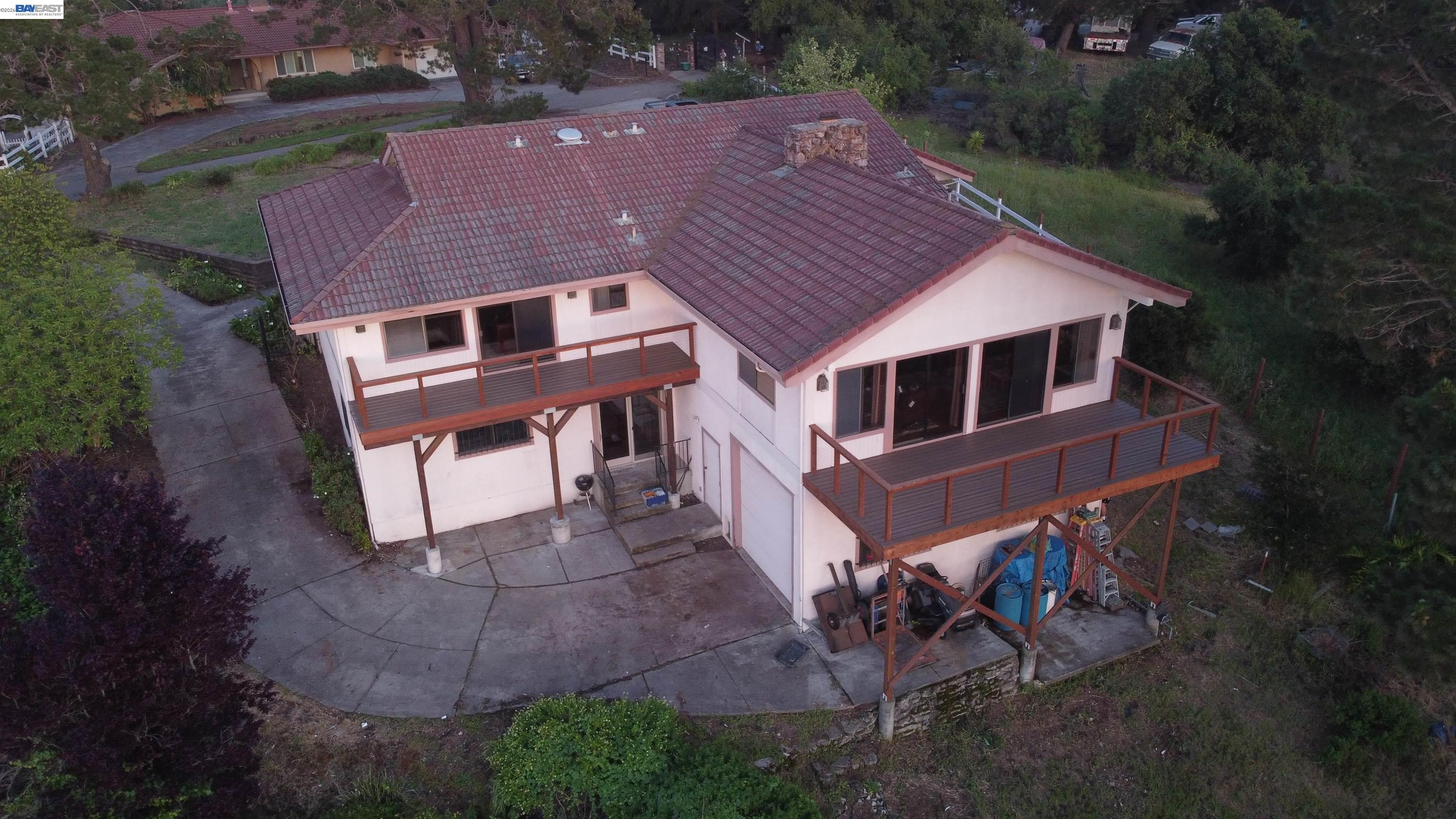 6727 Sunnyslope Ave