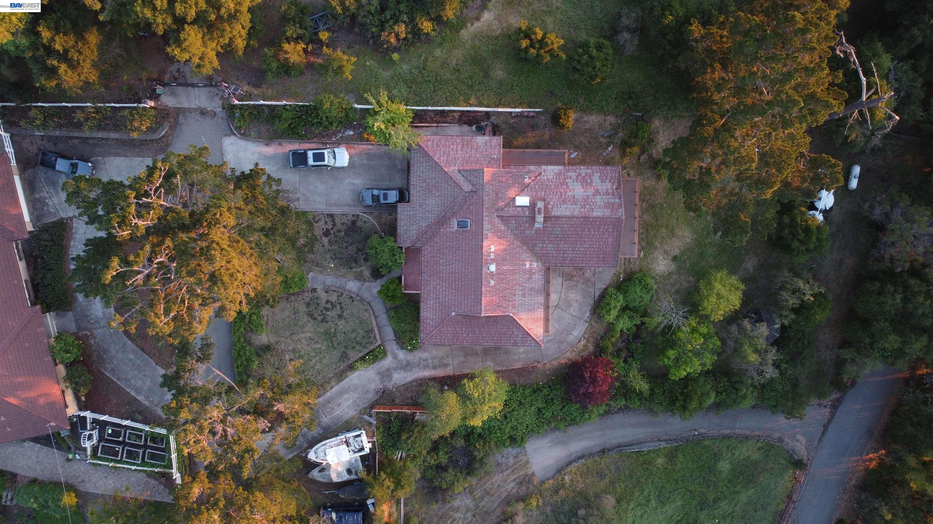 6727 Sunnyslope Ave