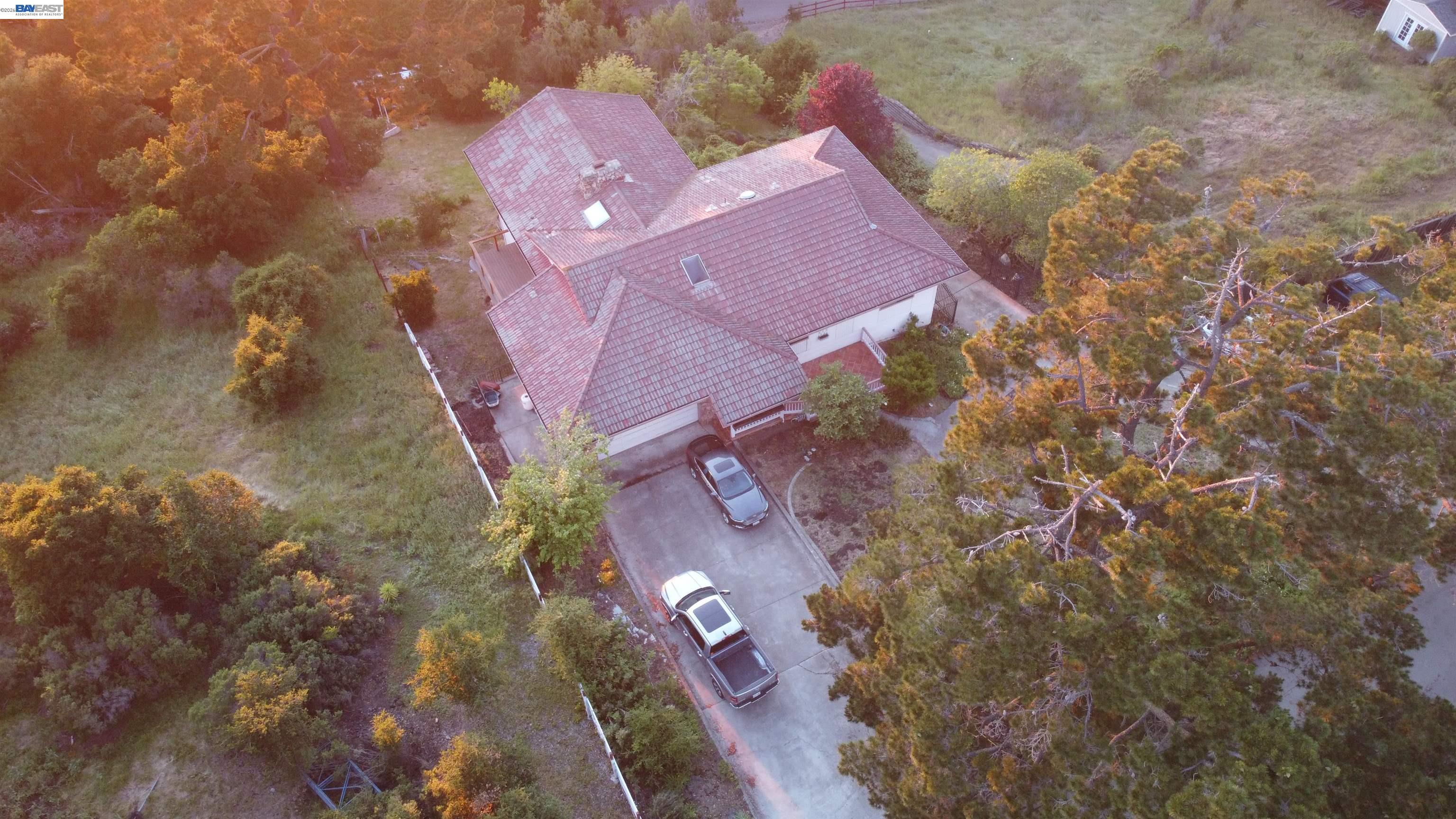 6727 Sunnyslope Ave