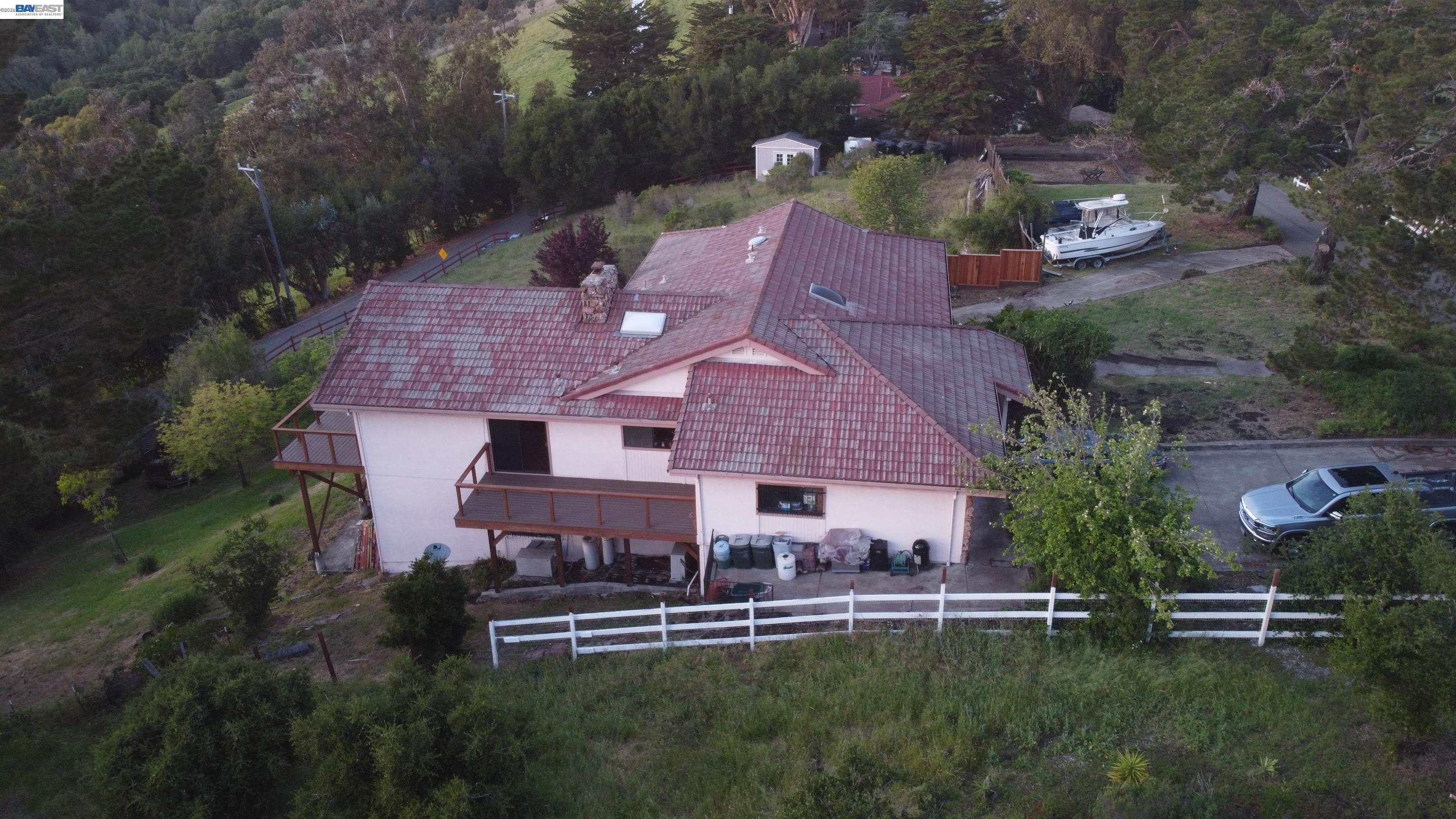 6727 Sunnyslope Ave