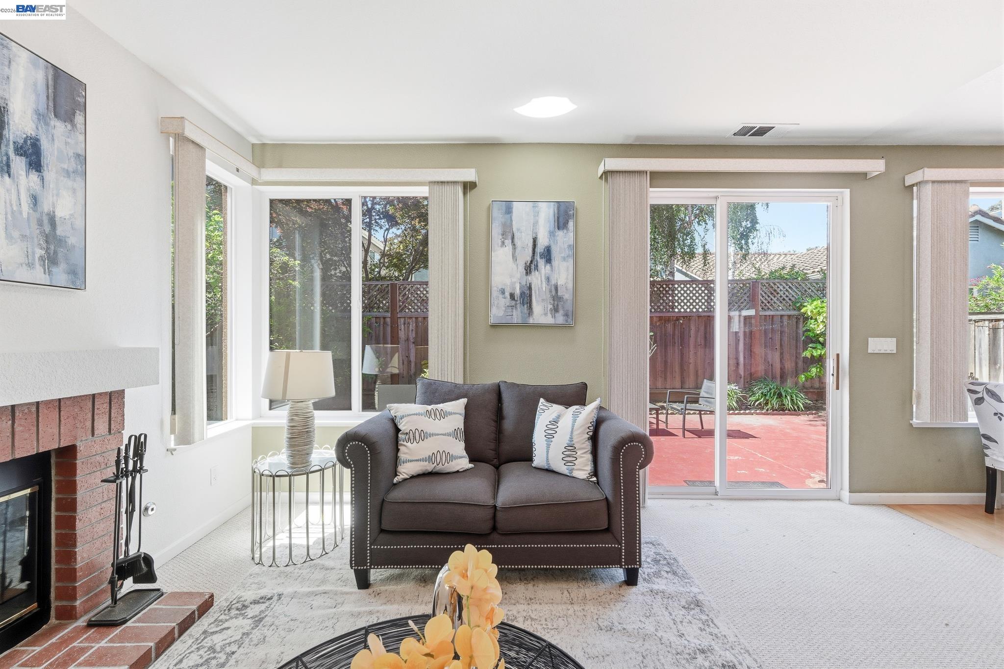 17 Miranda Ct