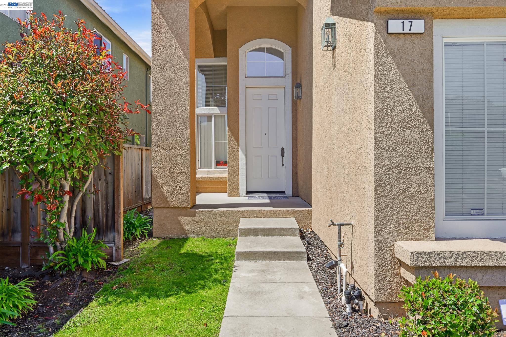 17 Miranda Ct