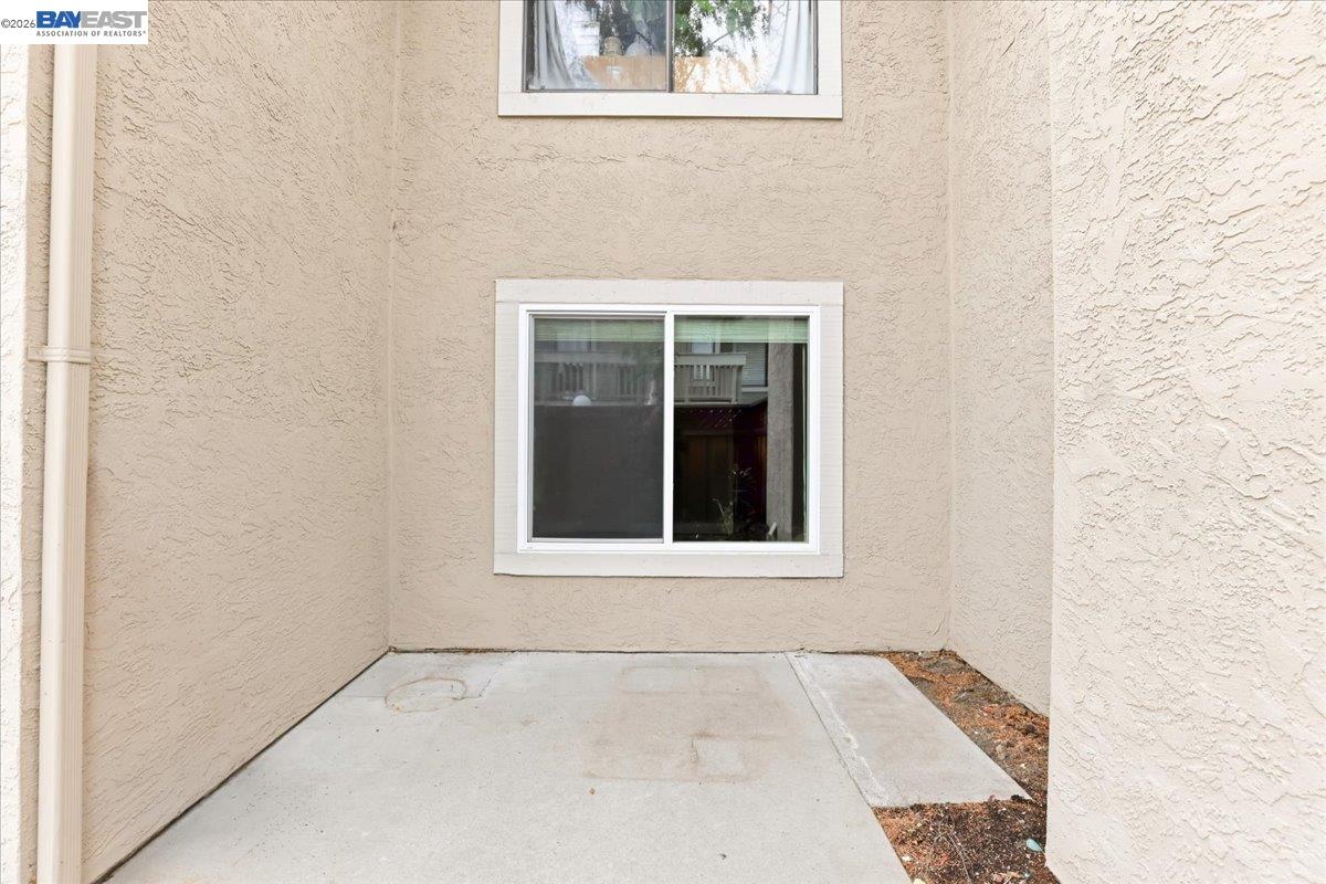 3881 Crow Canyon Rd