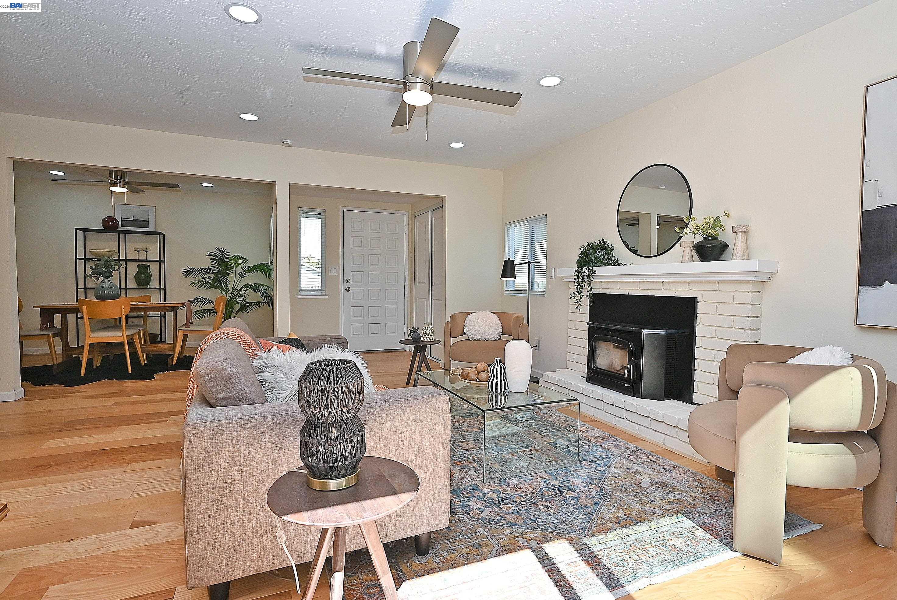 2725 Countrywood Dr