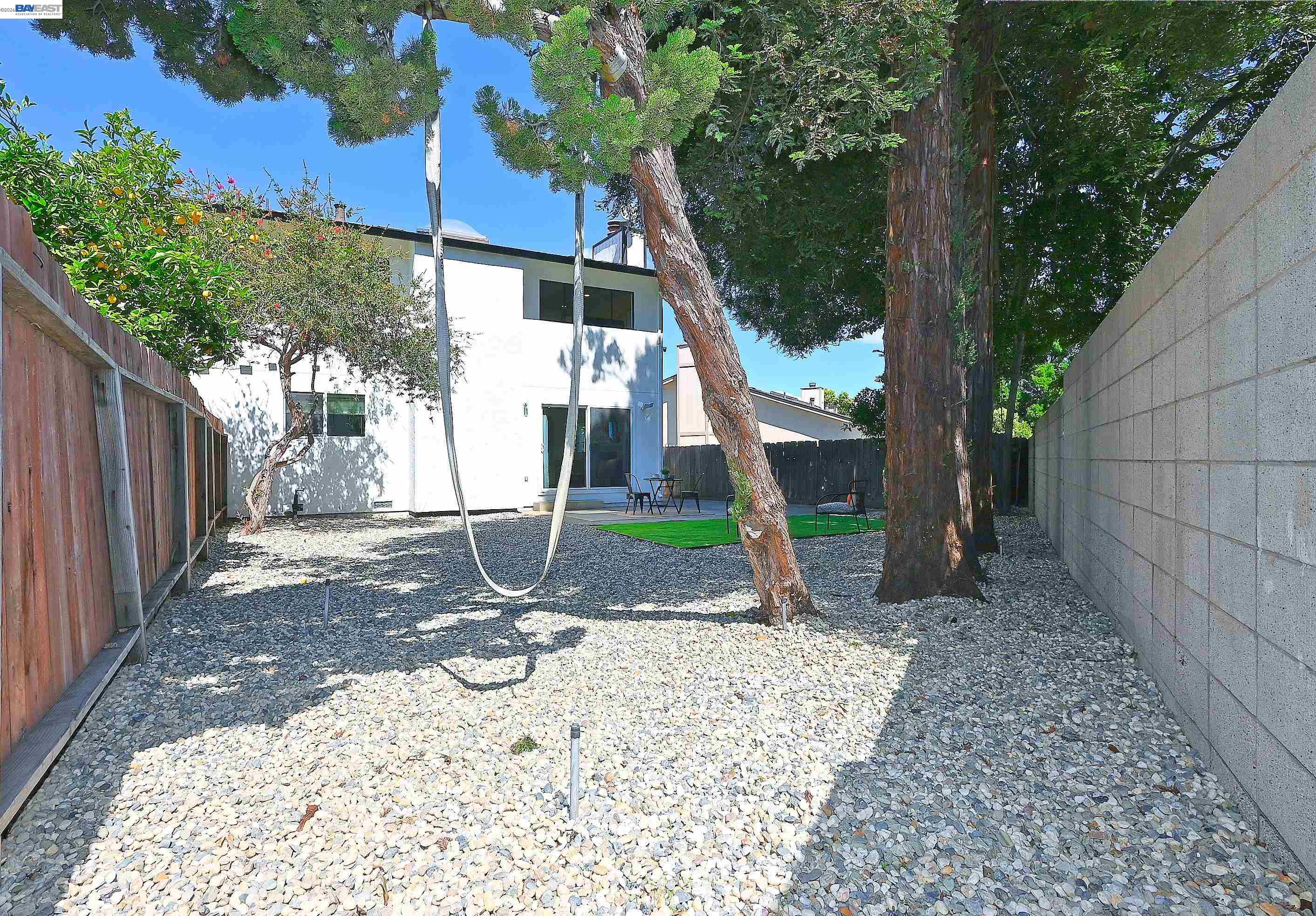 2725 Countrywood Dr
