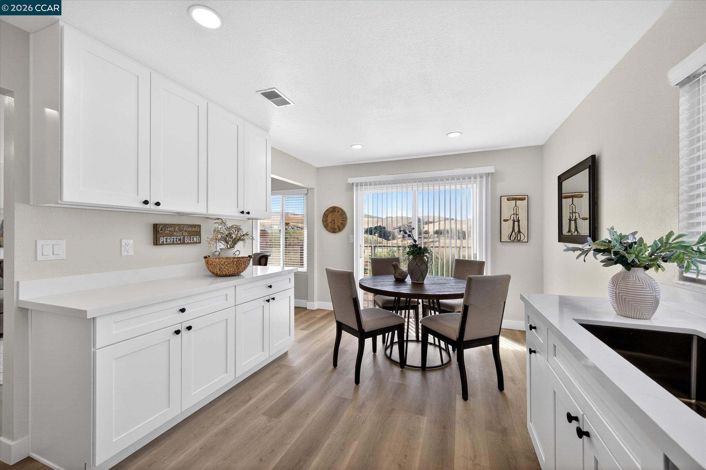 20 Fairway Ct