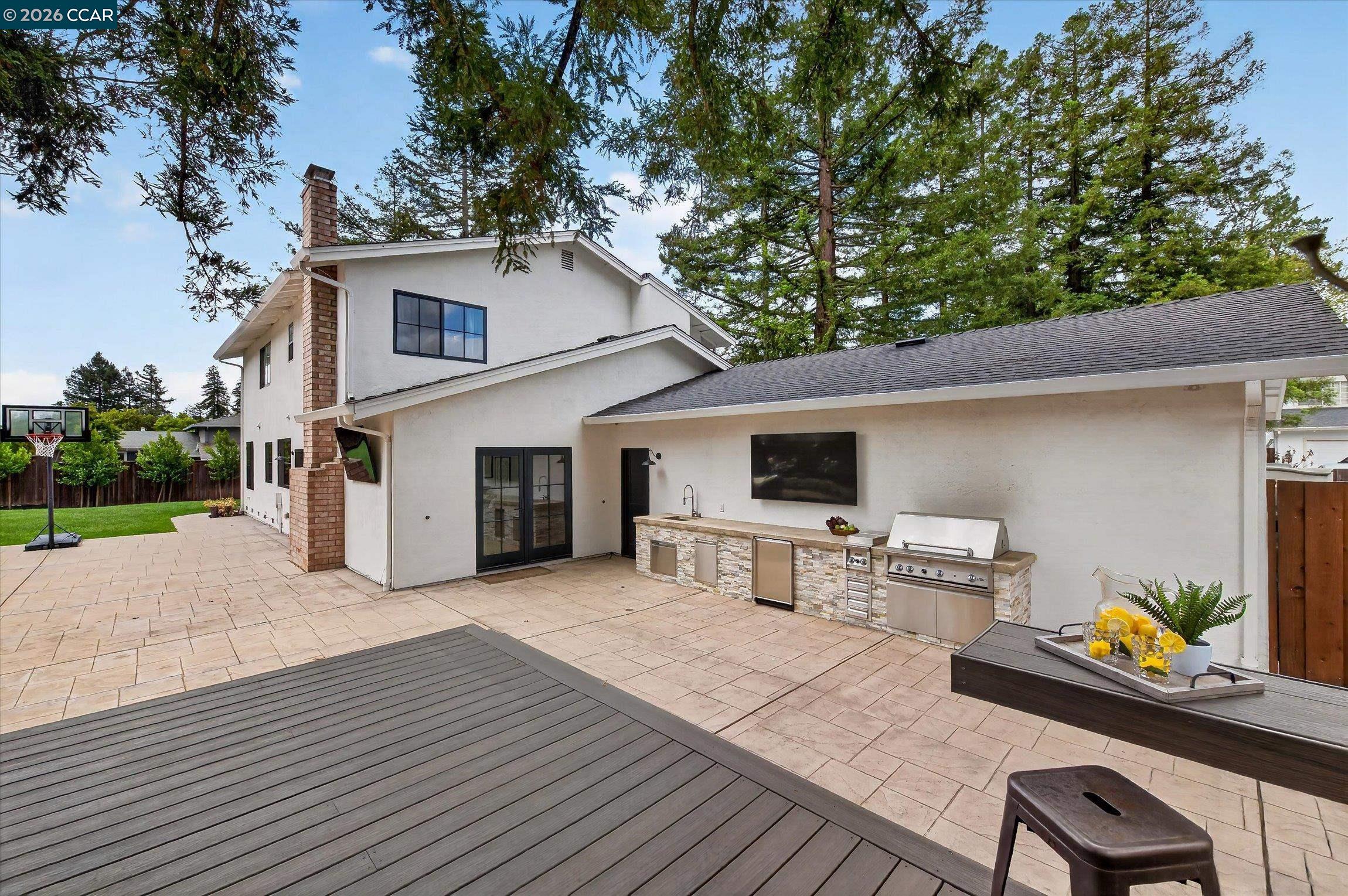 339 Alviso Way
