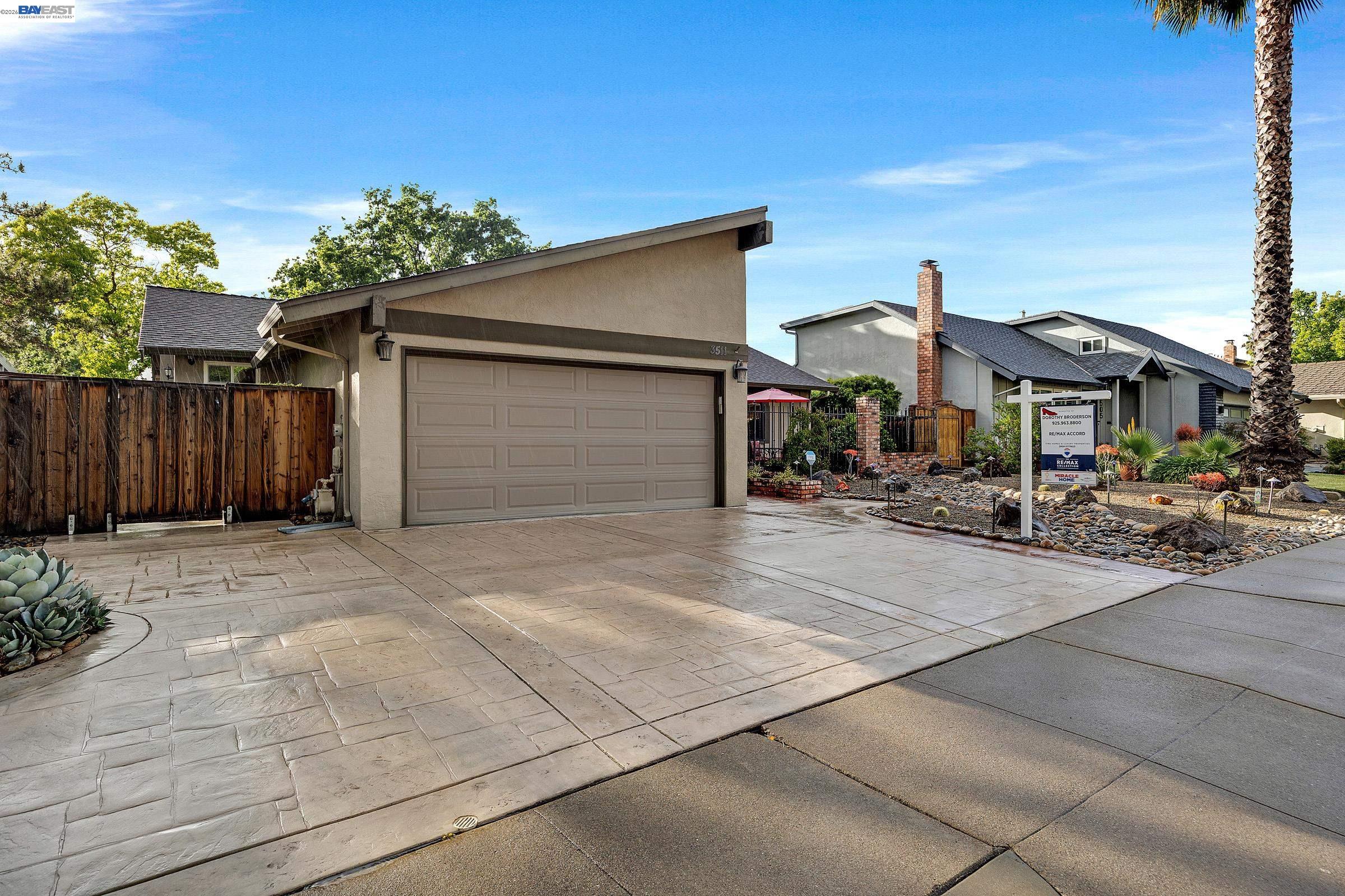 3511 Touriga Dr